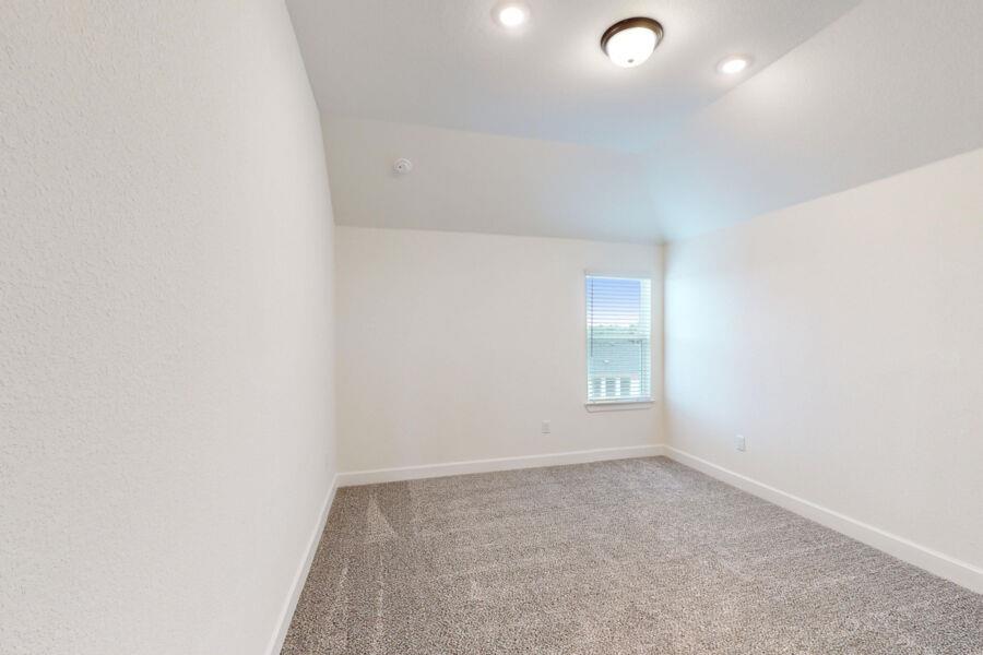 3825 Waxahachie Rd, Leander, TX 78641