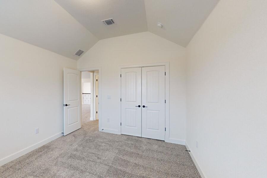 3825 Waxahachie Rd, Leander, TX 78641