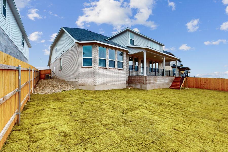 3825 Waxahachie Rd, Leander, TX 78641