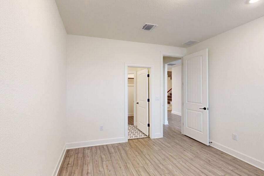 3825 Waxahachie Rd, Leander, TX 78641