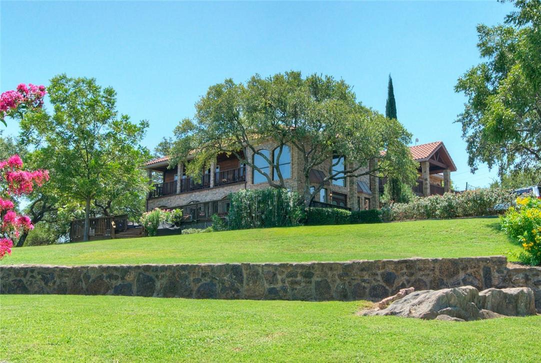 206 Forest Dr, Buchanan Dam, TX 78609