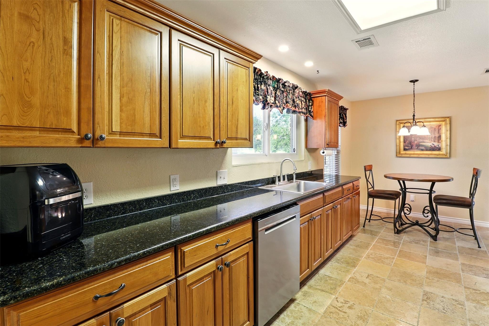 115 Saddlehorn, Burnet, TX 78611