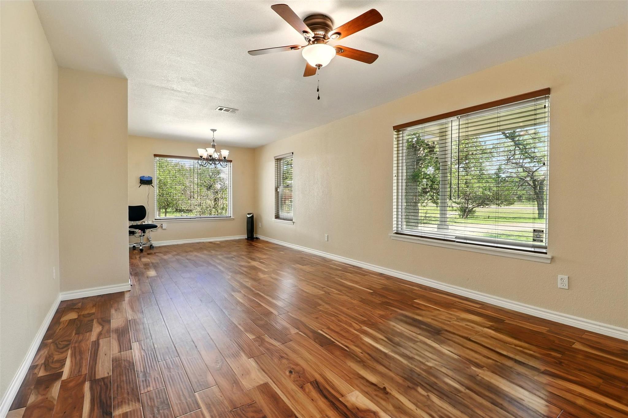 115 Saddlehorn, Burnet, TX 78611