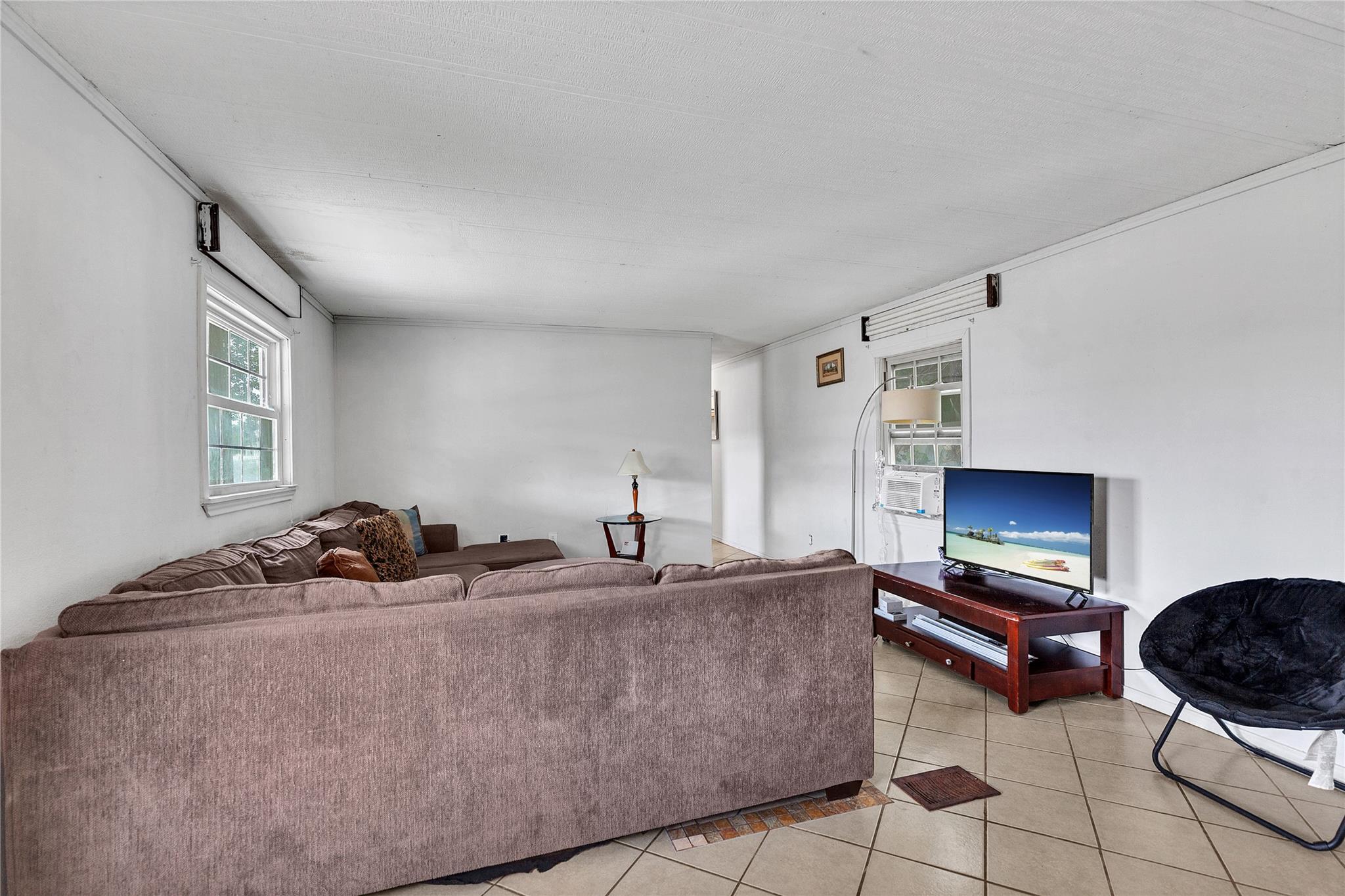 101 E Ash St, Granger, TX 76530