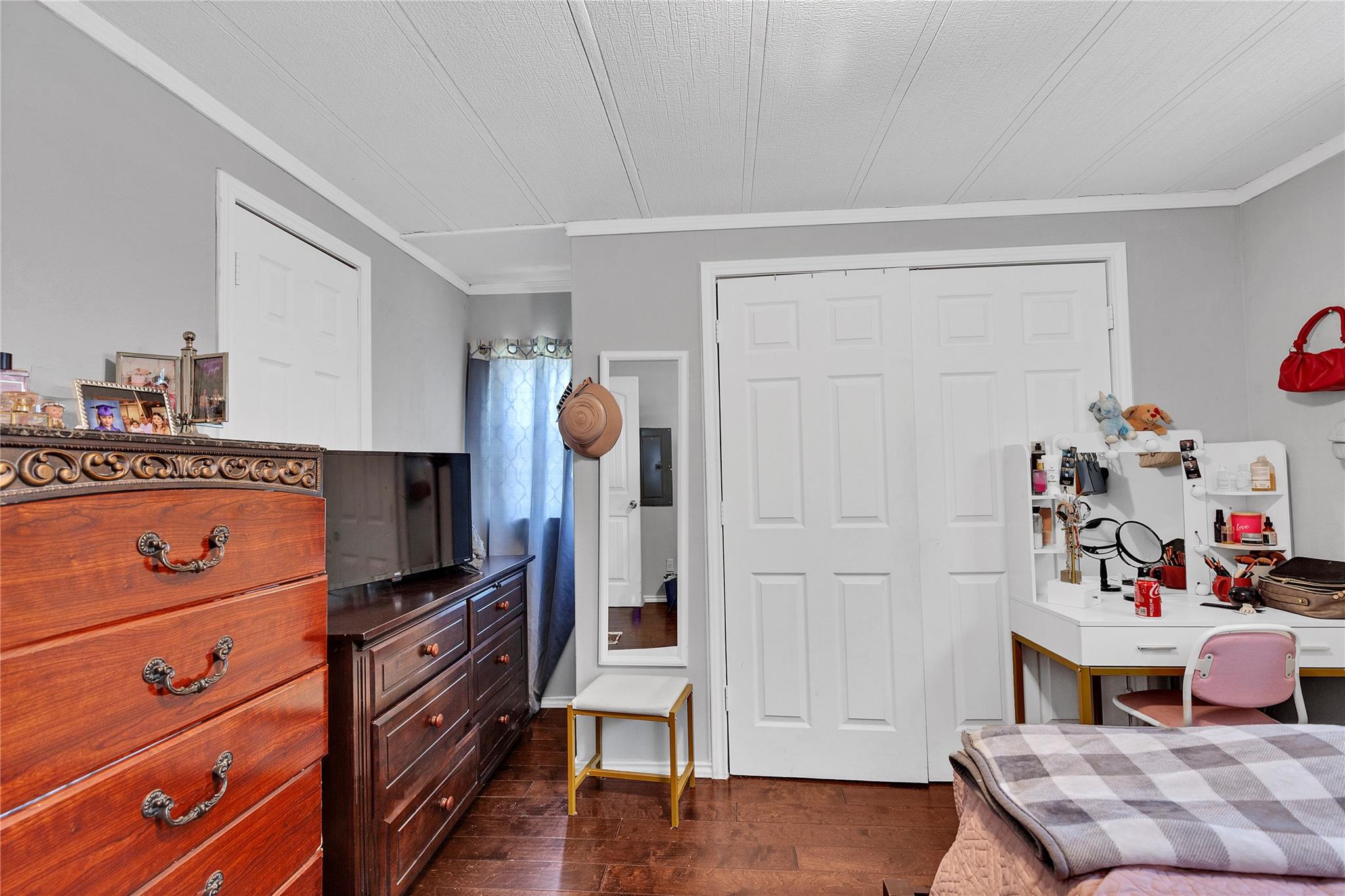 101 E Ash St, Granger, TX 76530