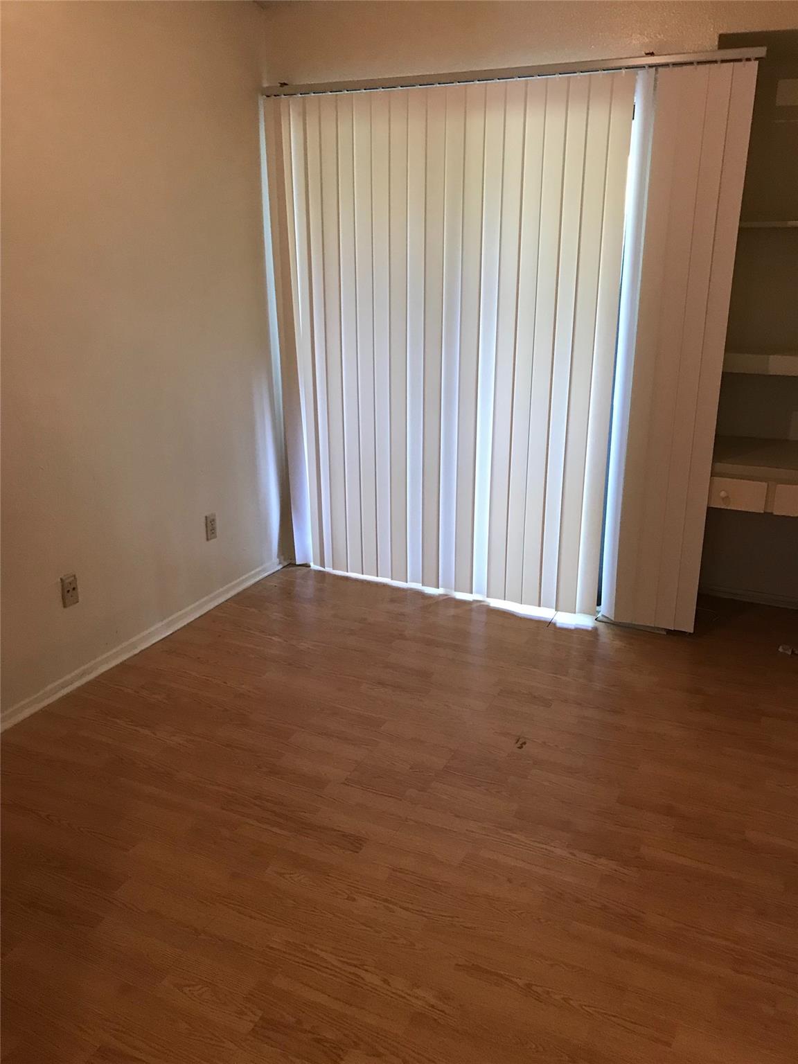 612 Park Pl # 305, Austin, TX 78705