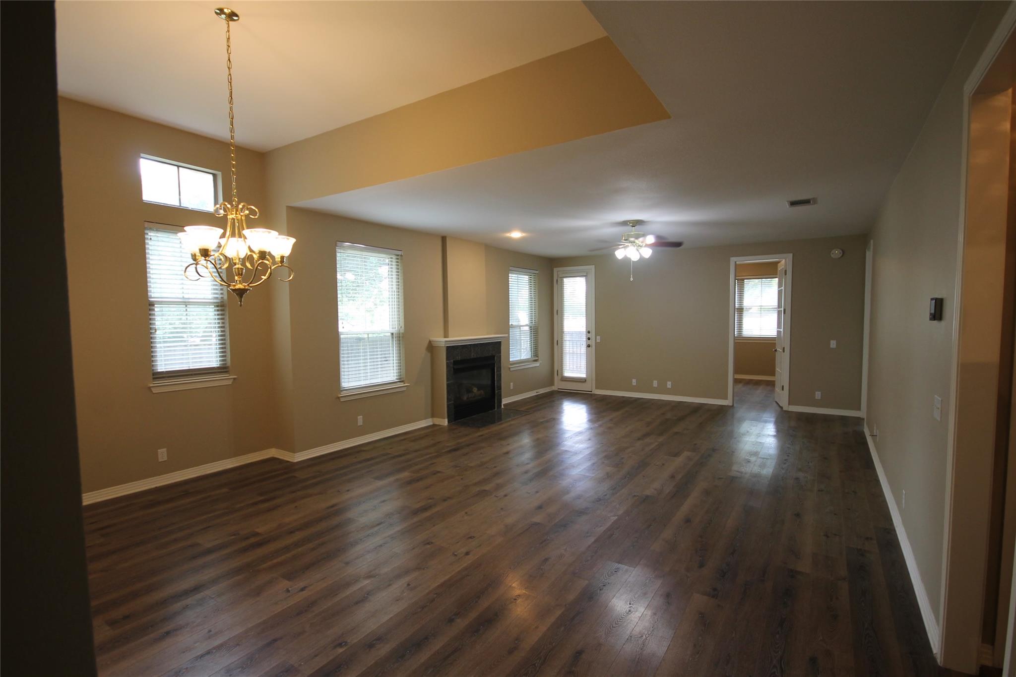 11558 Spicewood Pkwy # 13, Austin, TX 78750