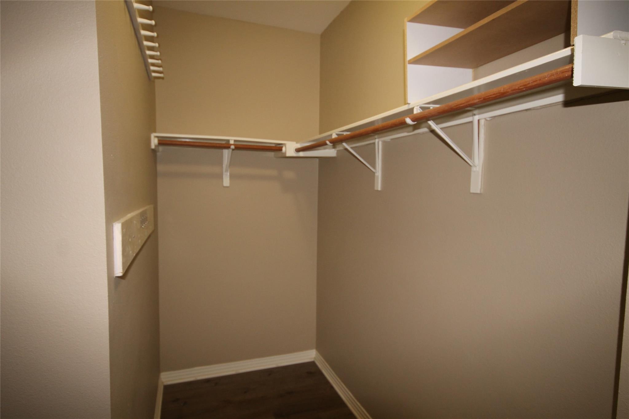11558 Spicewood Pkwy # 13, Austin, TX 78750
