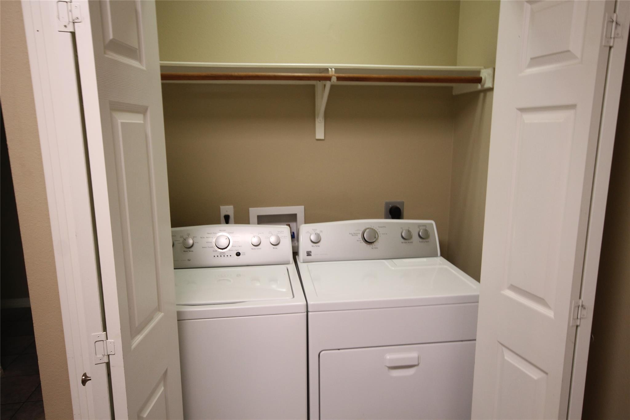 11558 Spicewood Pkwy # 13, Austin, TX 78750