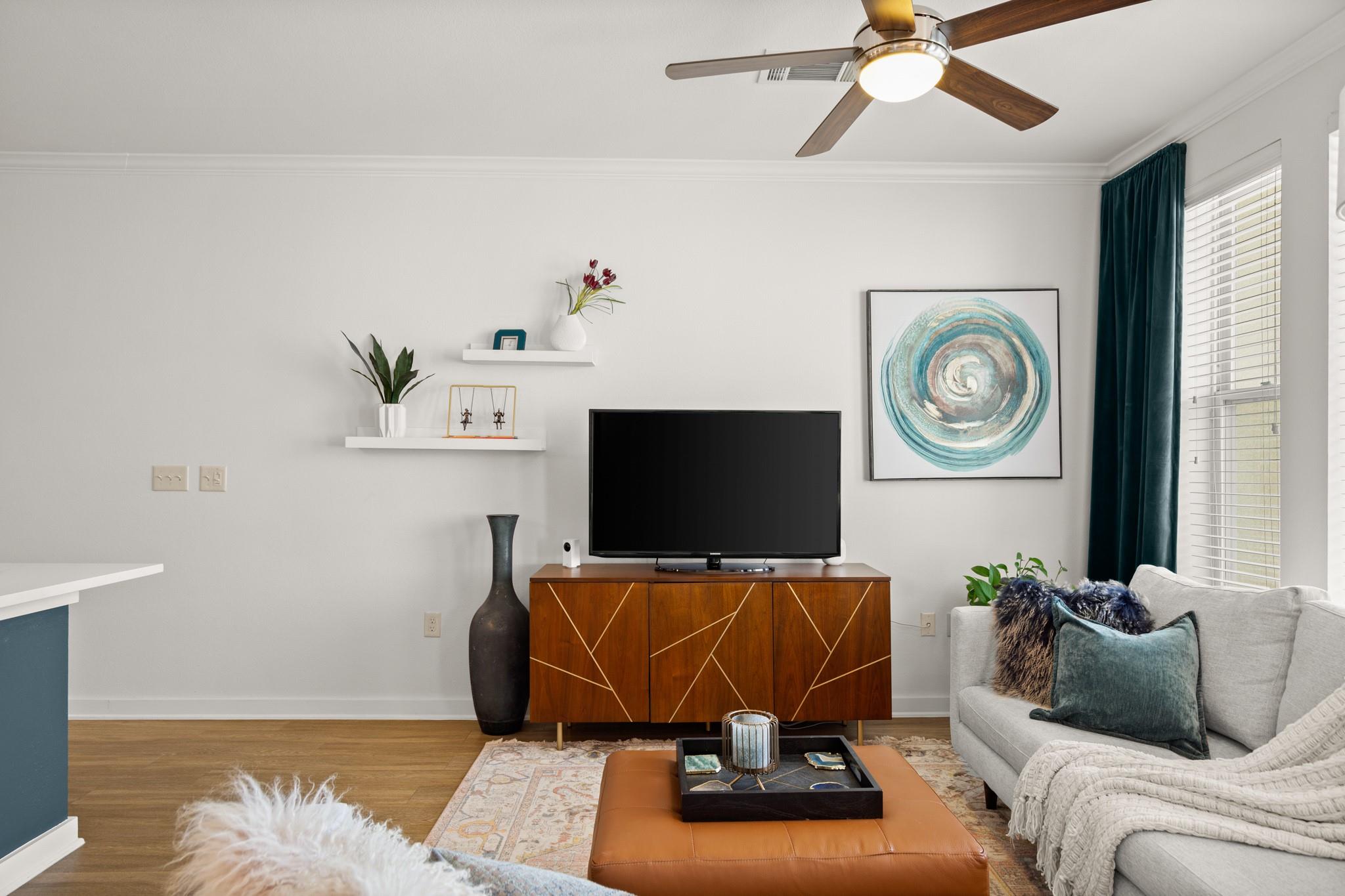 1900 Barton Springs Rd # 3038, Austin, TX 78704