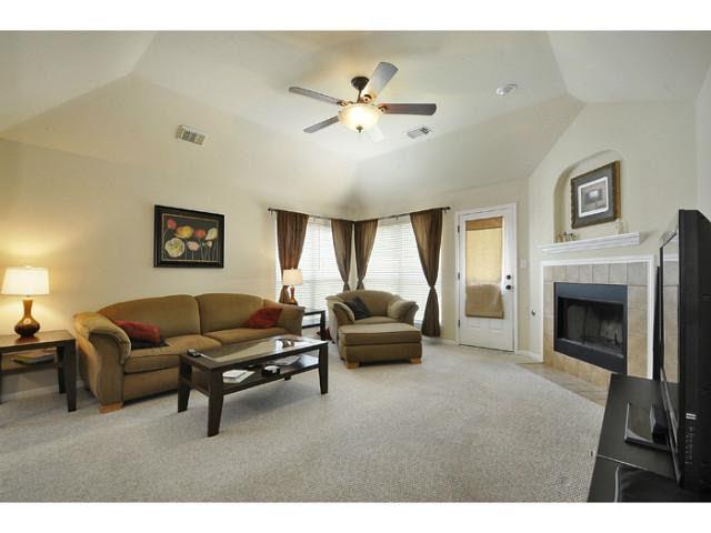 5009 Hibiscus Valley Dr, Austin, TX 78739