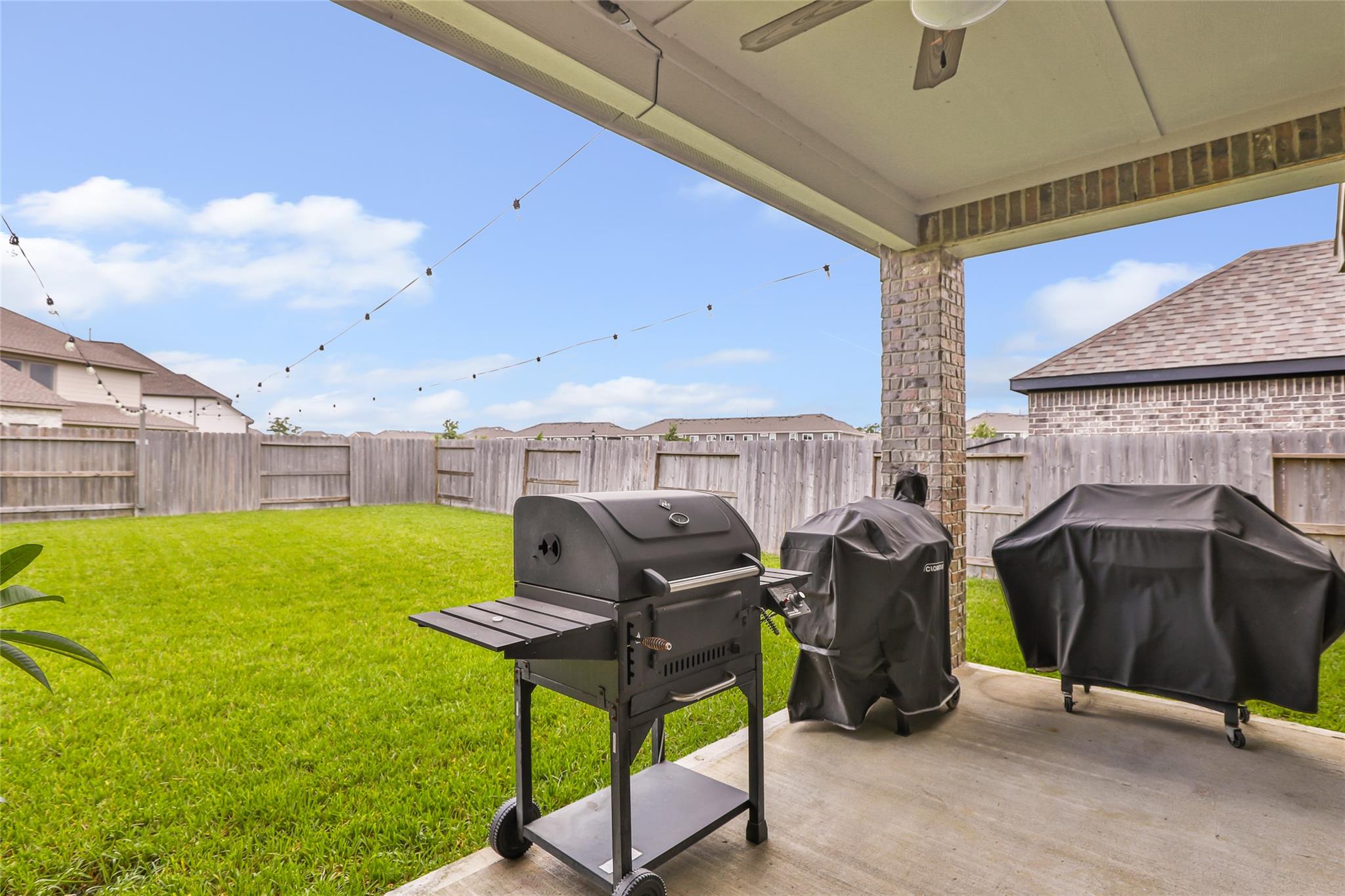15651 Baronial Castle Dr, Humble, TX 77346