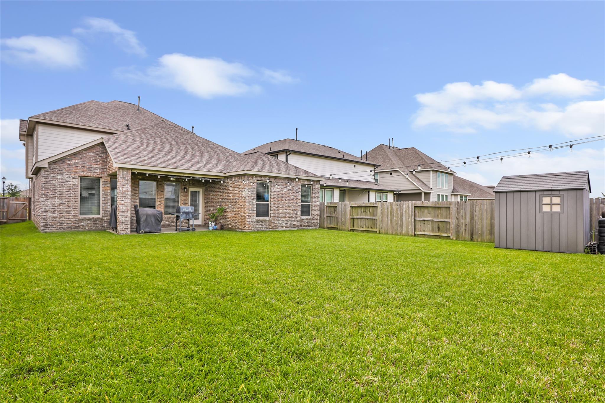 15651 Baronial Castle Dr, Humble, TX 77346