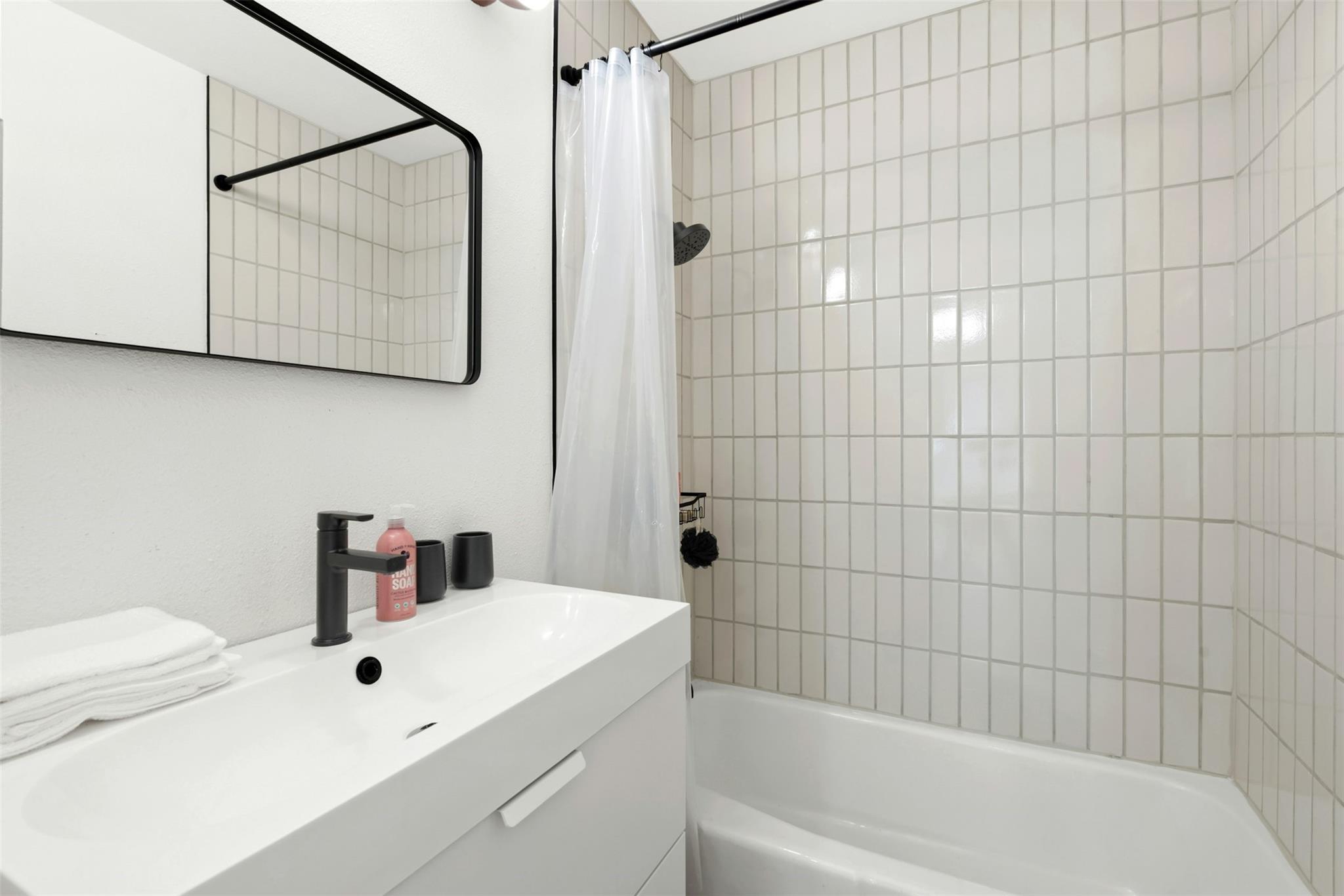 12407 Burlywood Trl, Austin, TX 78750