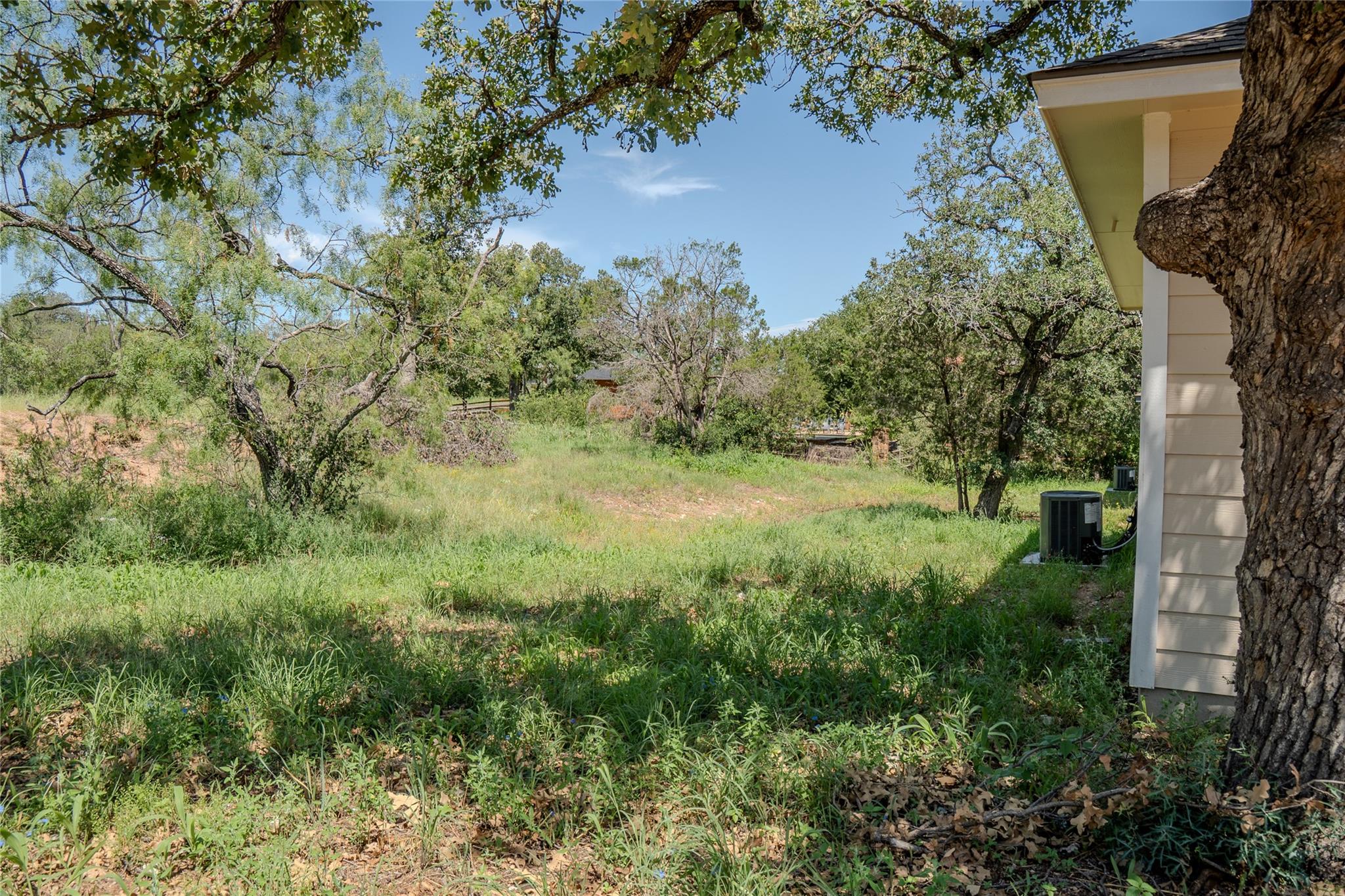 1875 Greenwood Ave, Kingsland, TX 78639