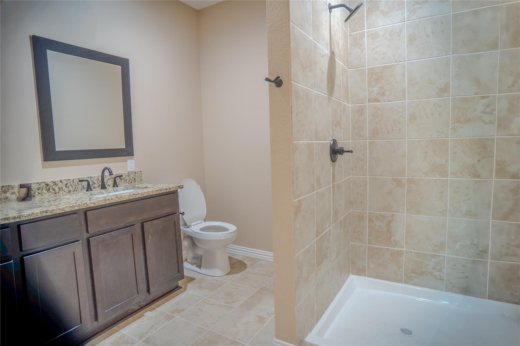 1875 Greenwood Ave, Kingsland, TX 78639