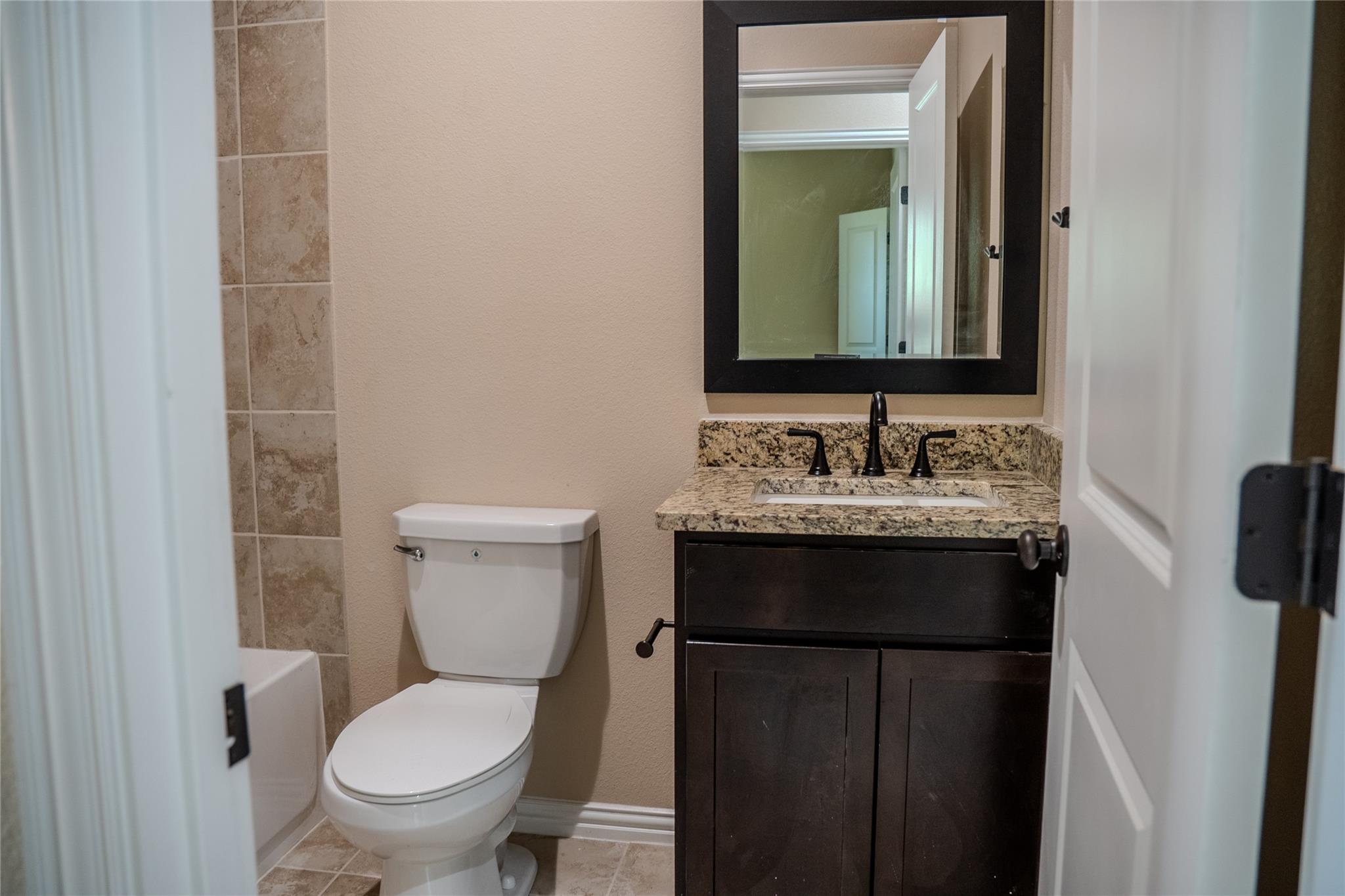 1875 Greenwood Ave, Kingsland, TX 78639