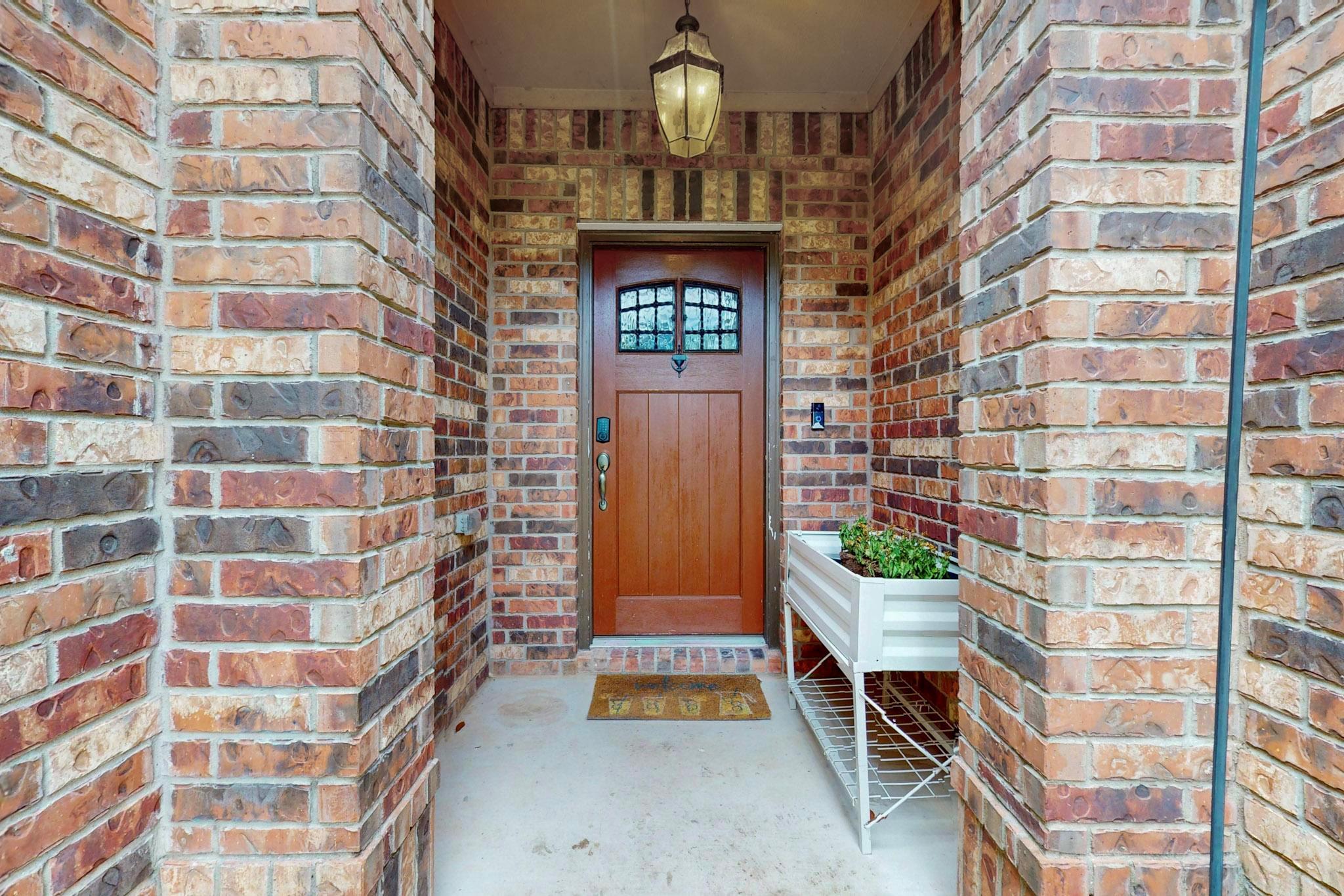 140 Matthews Ln, Kyle, TX 78640