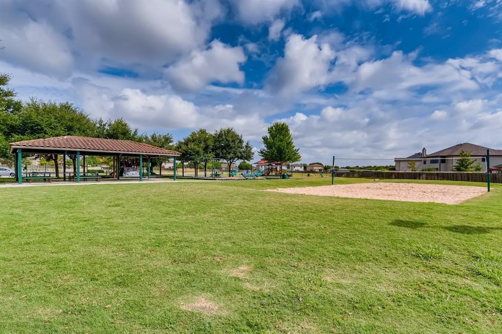 140 Matthews Ln, Kyle, TX 78640