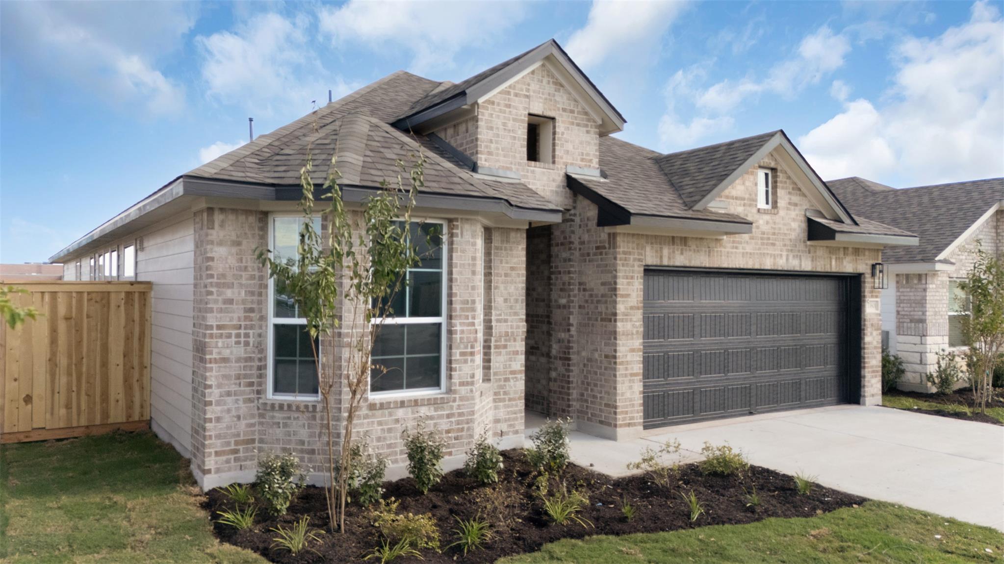 13801 Tucker Hedge Pass, Elgin, TX 78621