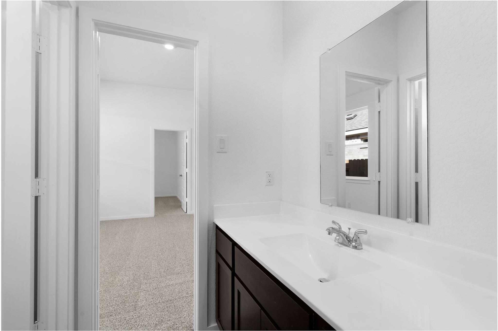 13801 Tucker Hedge Pass, Elgin, TX 78621