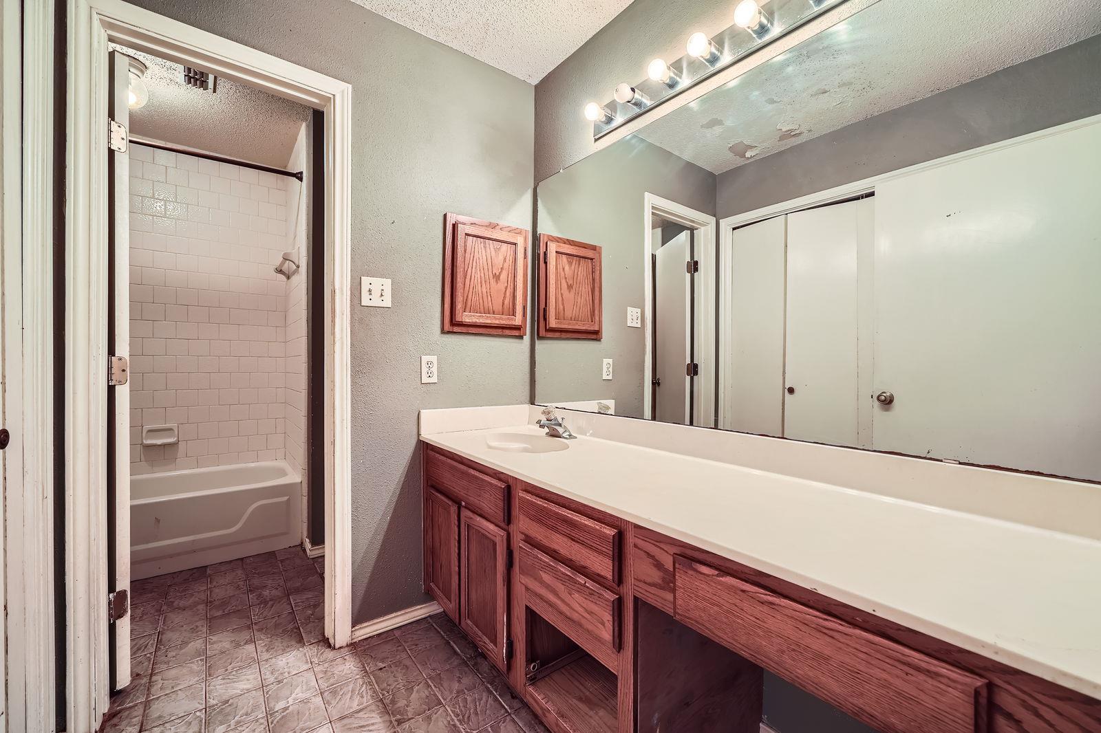 14305 Vandever St, Austin, TX 78725