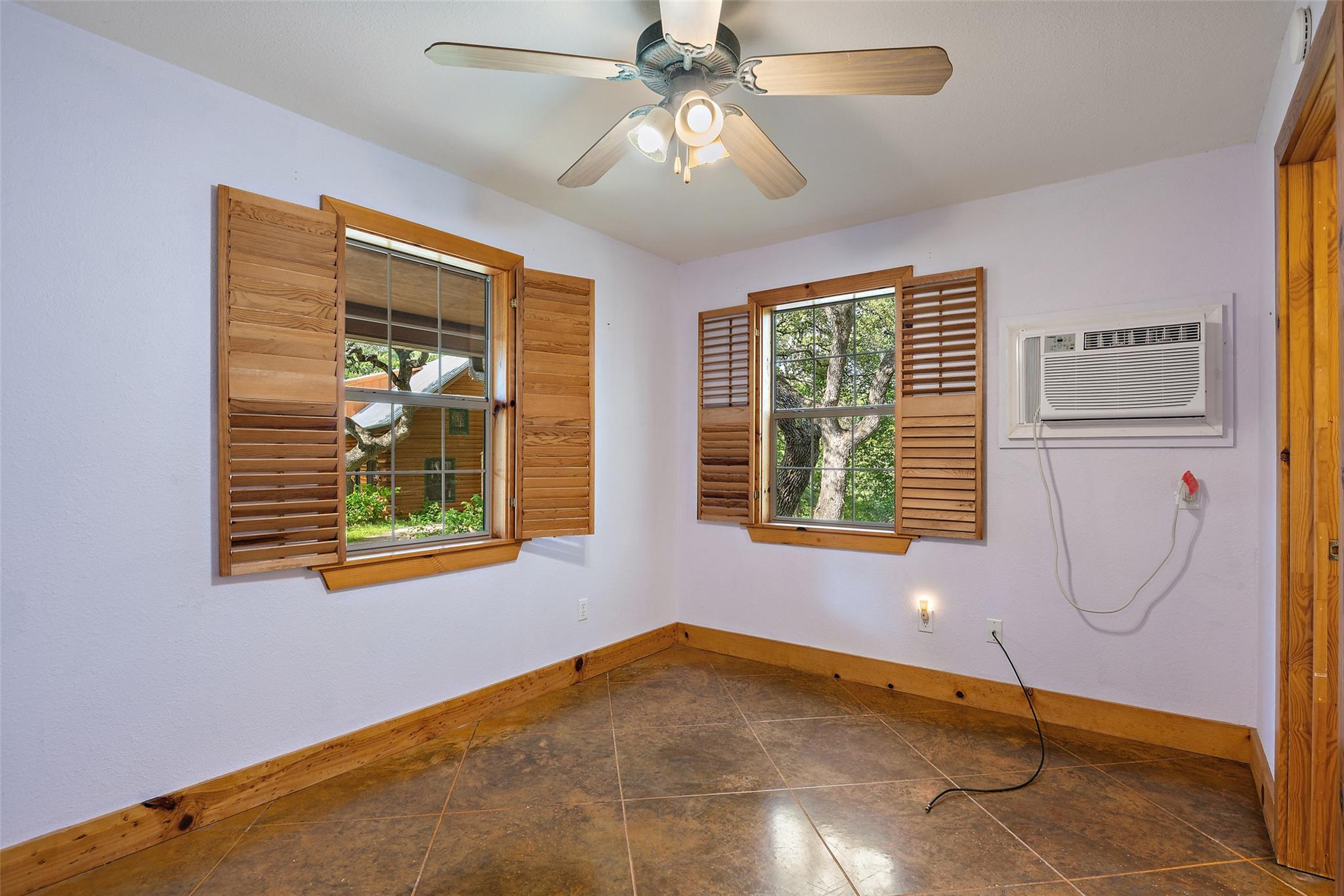 301 Wilson Creek Cir, Wimberley, TX 78676