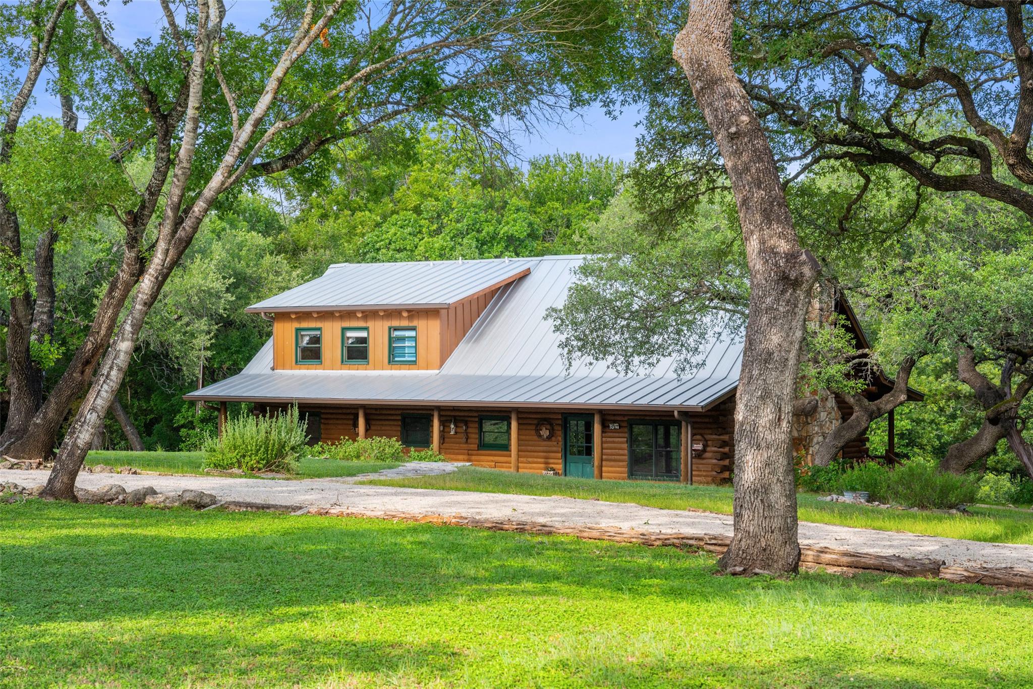 301 Wilson Creek Cir, Wimberley, TX 78676