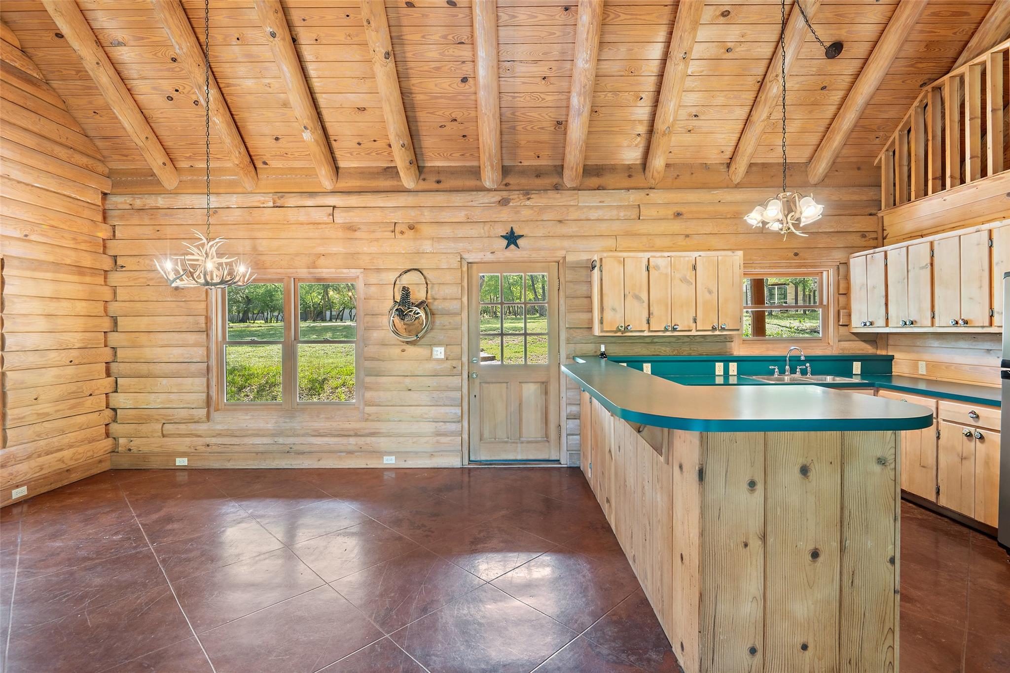 301 Wilson Creek Cir, Wimberley, TX 78676