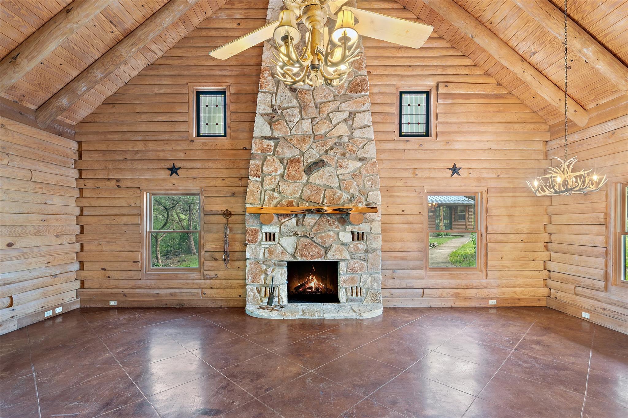 301 Wilson Creek Cir, Wimberley, TX 78676