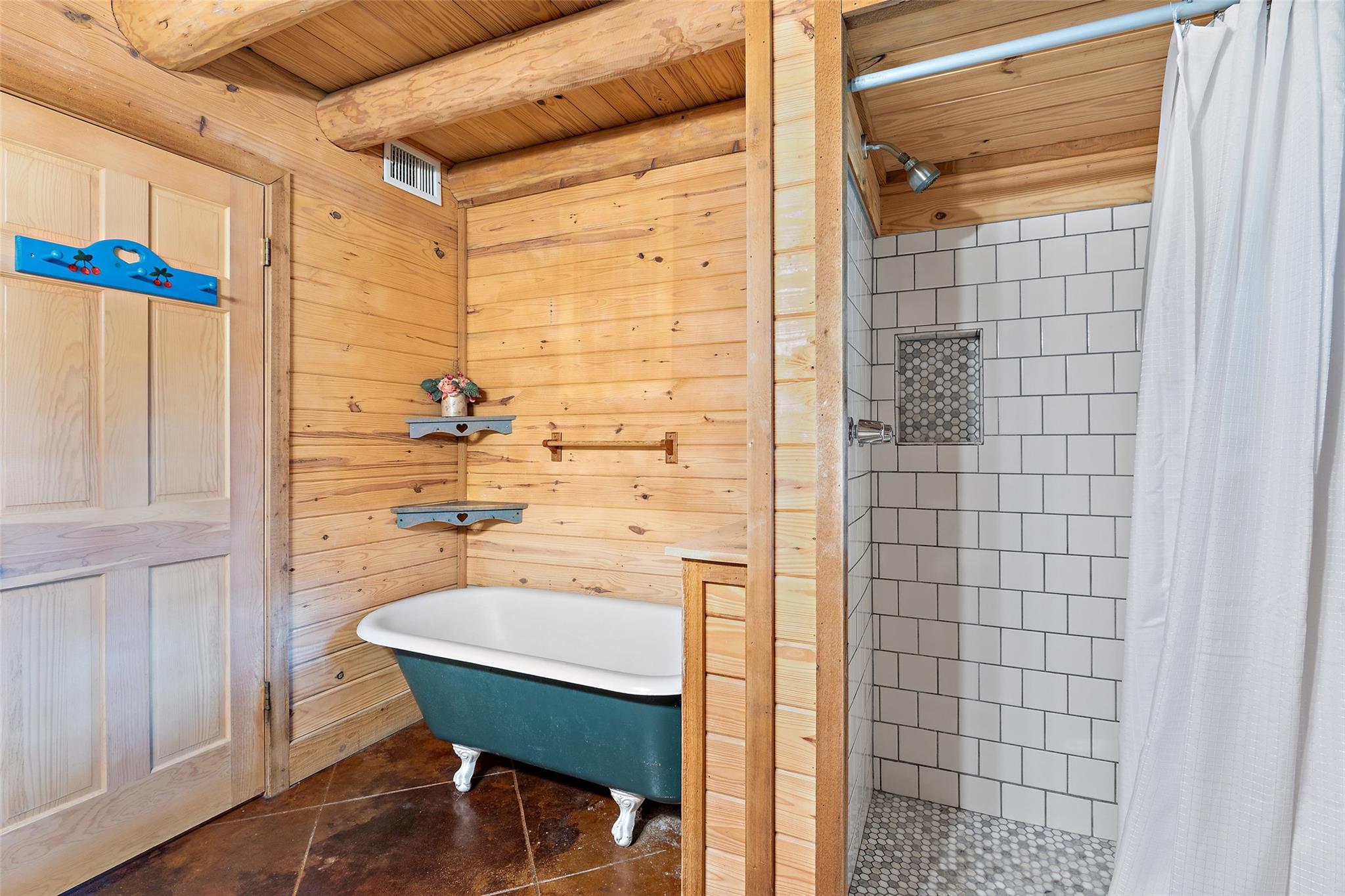 301 Wilson Creek Cir, Wimberley, TX 78676
