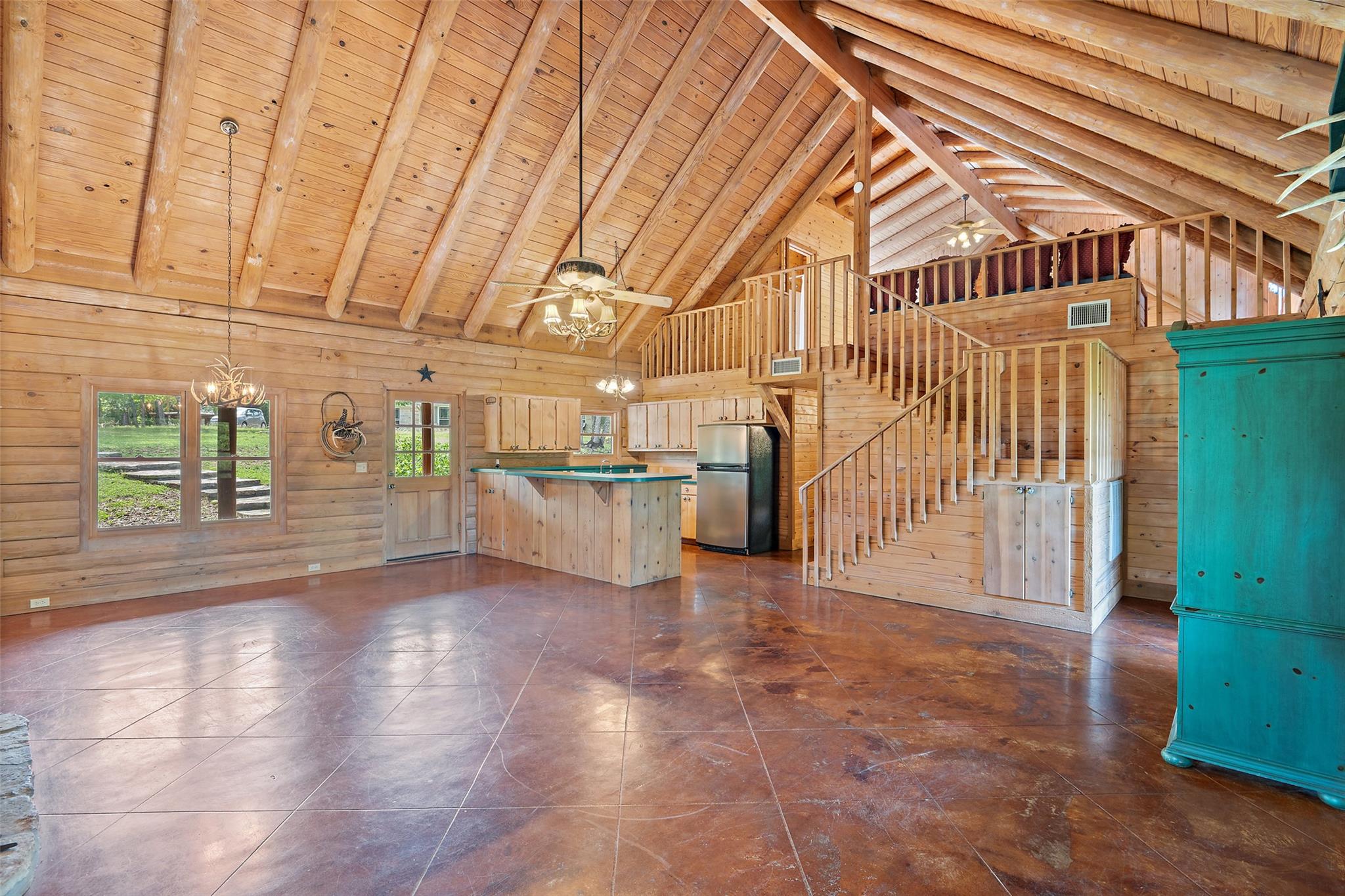 301 Wilson Creek Cir, Wimberley, TX 78676