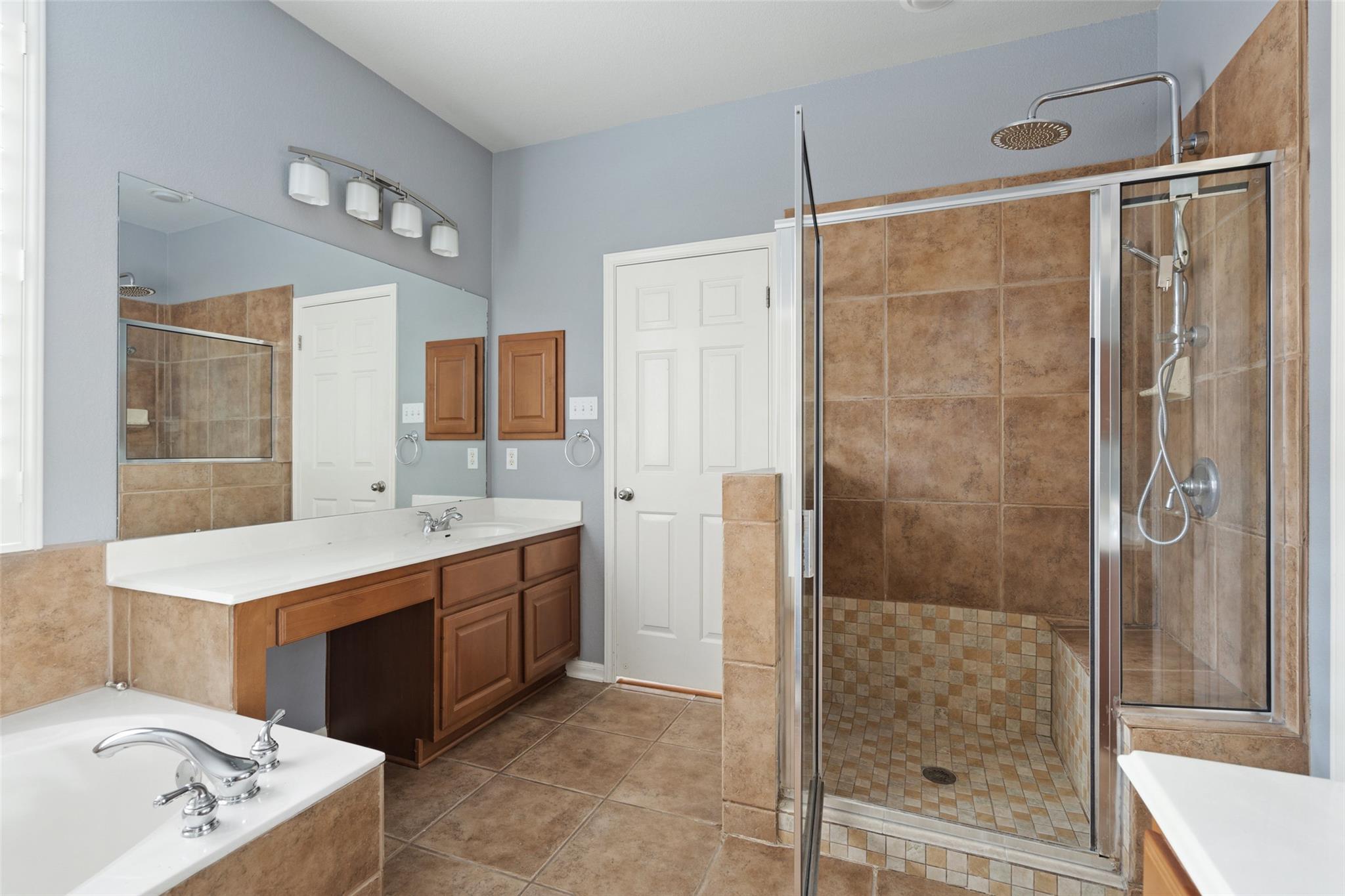 908 Golden Palomino Ct, Austin, TX 78732