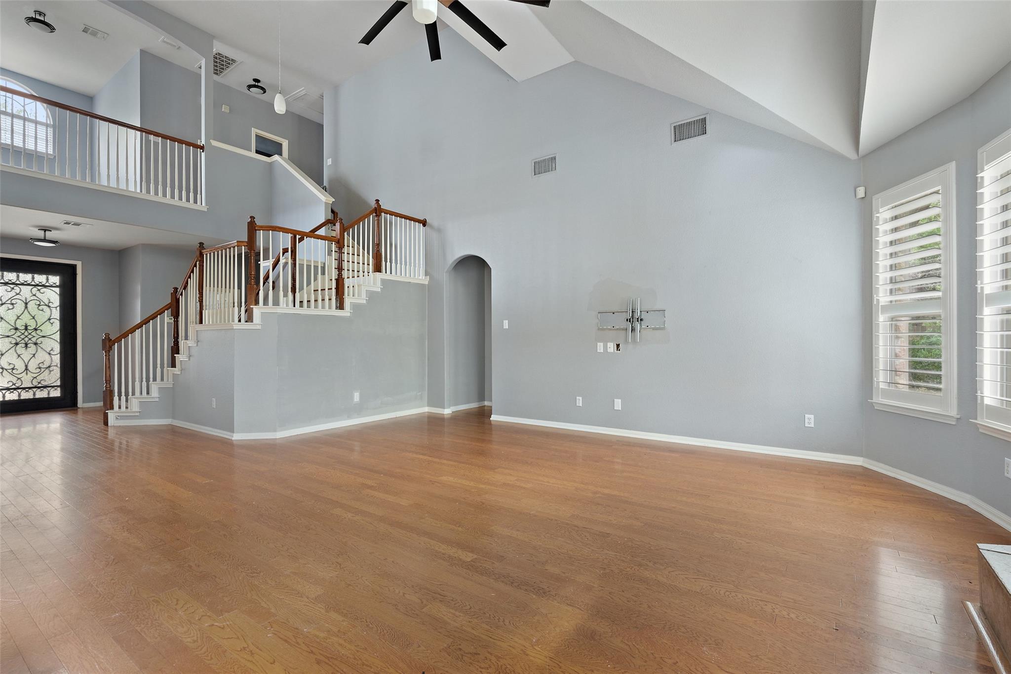 908 Golden Palomino Ct, Austin, TX 78732