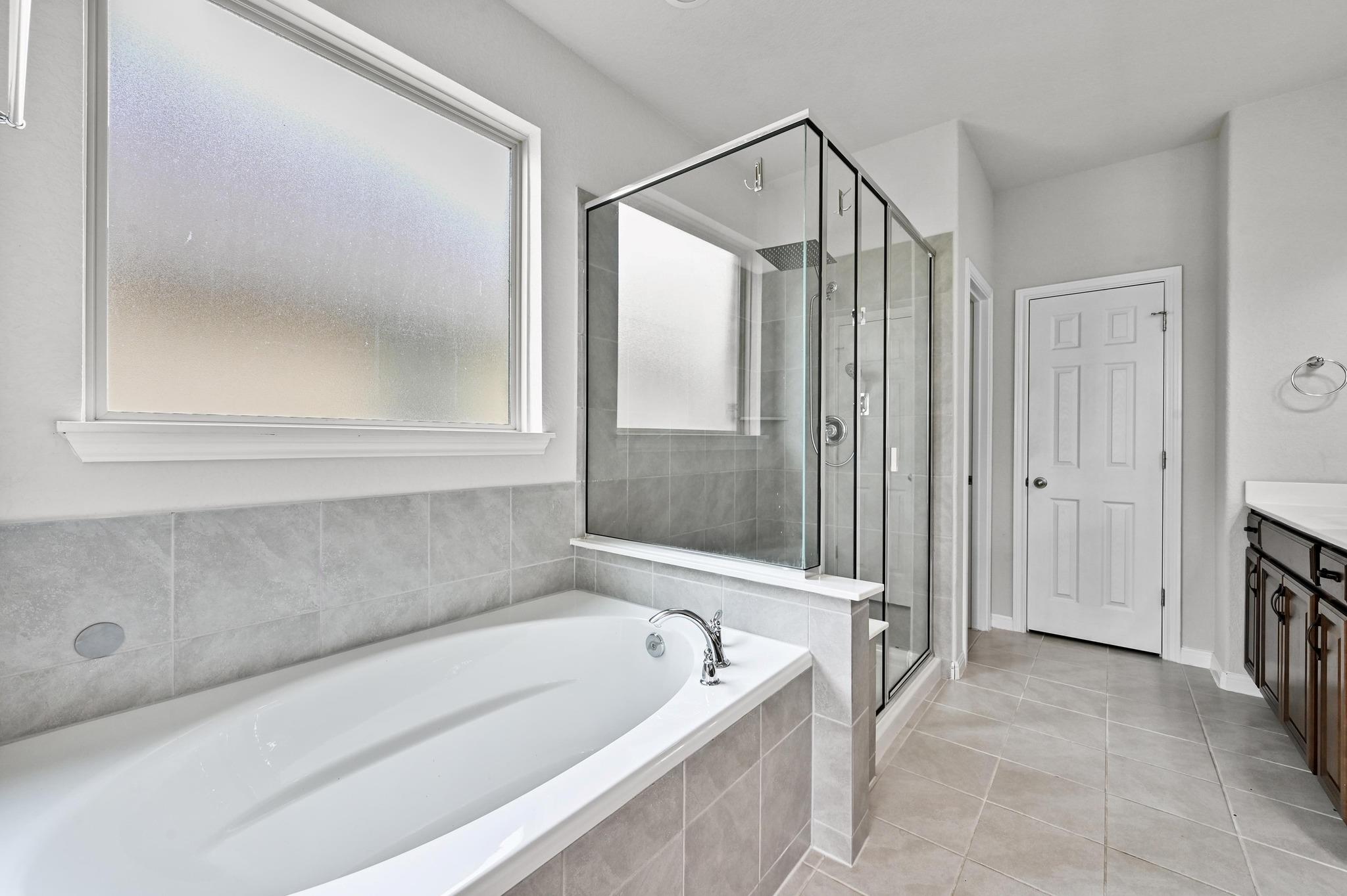 6709 Golden Bough Ln, Pflugerville, TX 78660