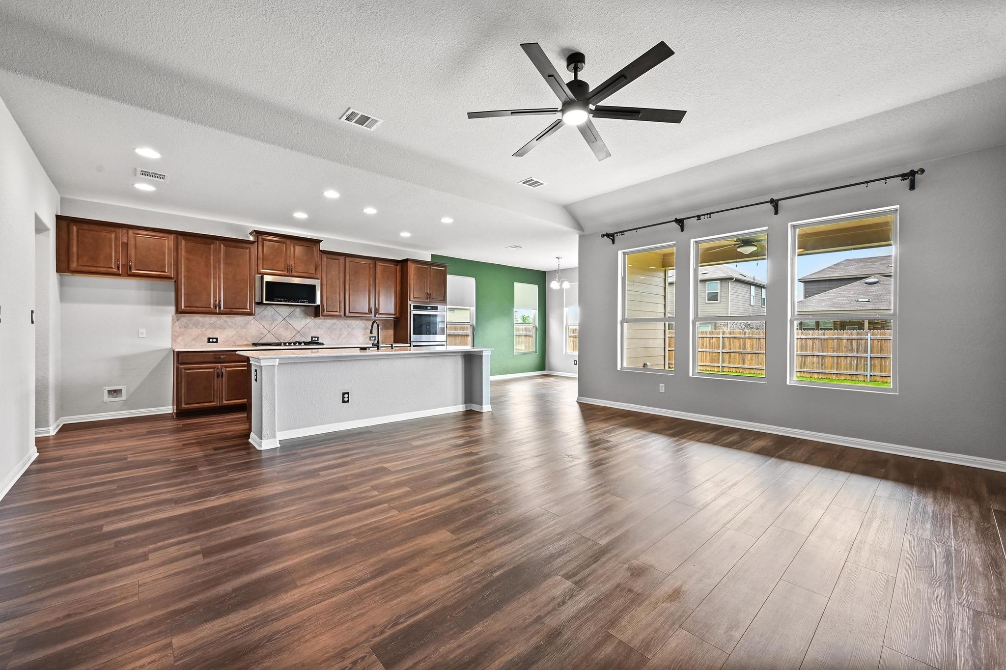 6709 Golden Bough Ln, Pflugerville, TX 78660