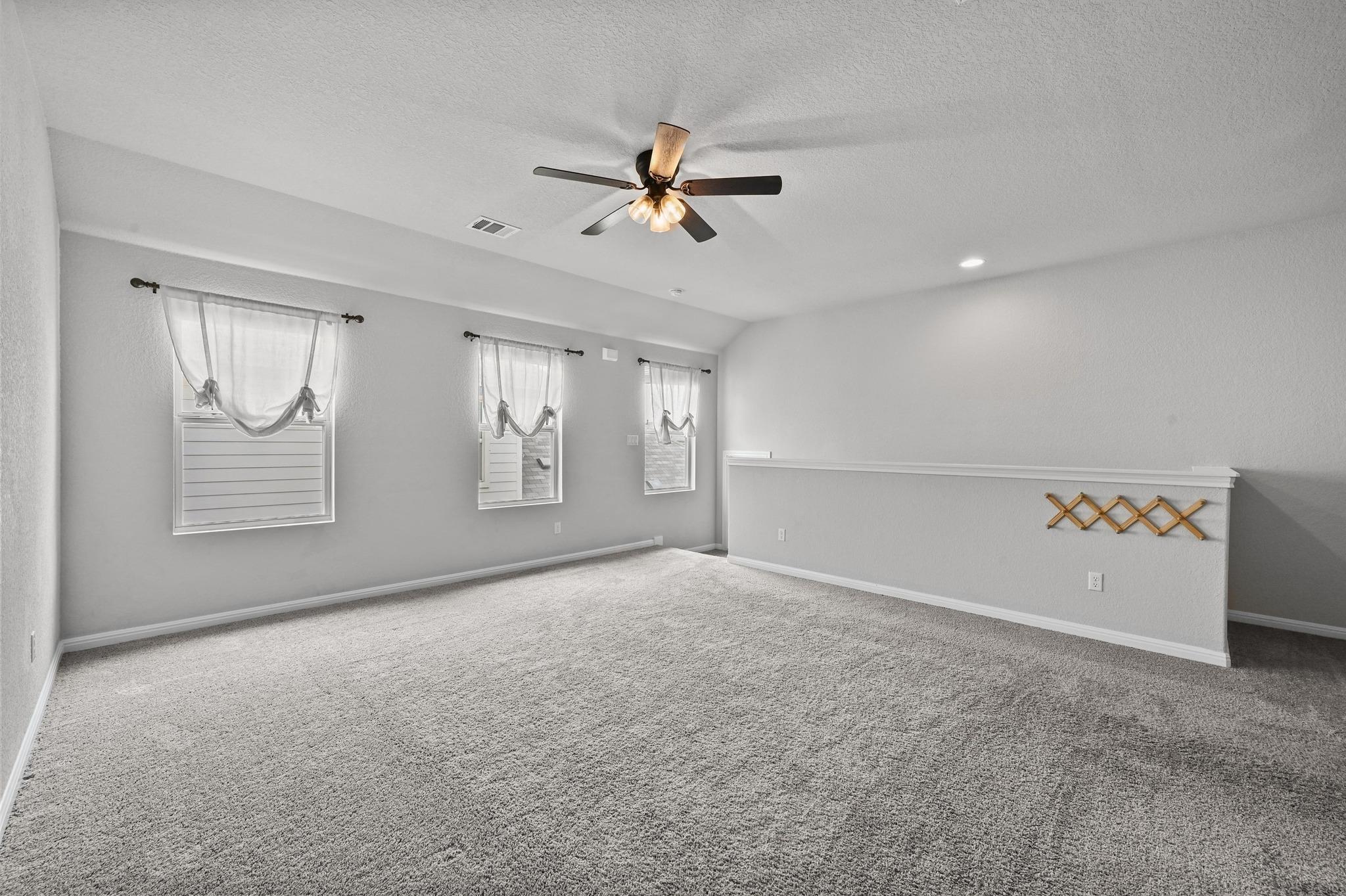 6709 Golden Bough Ln, Pflugerville, TX 78660