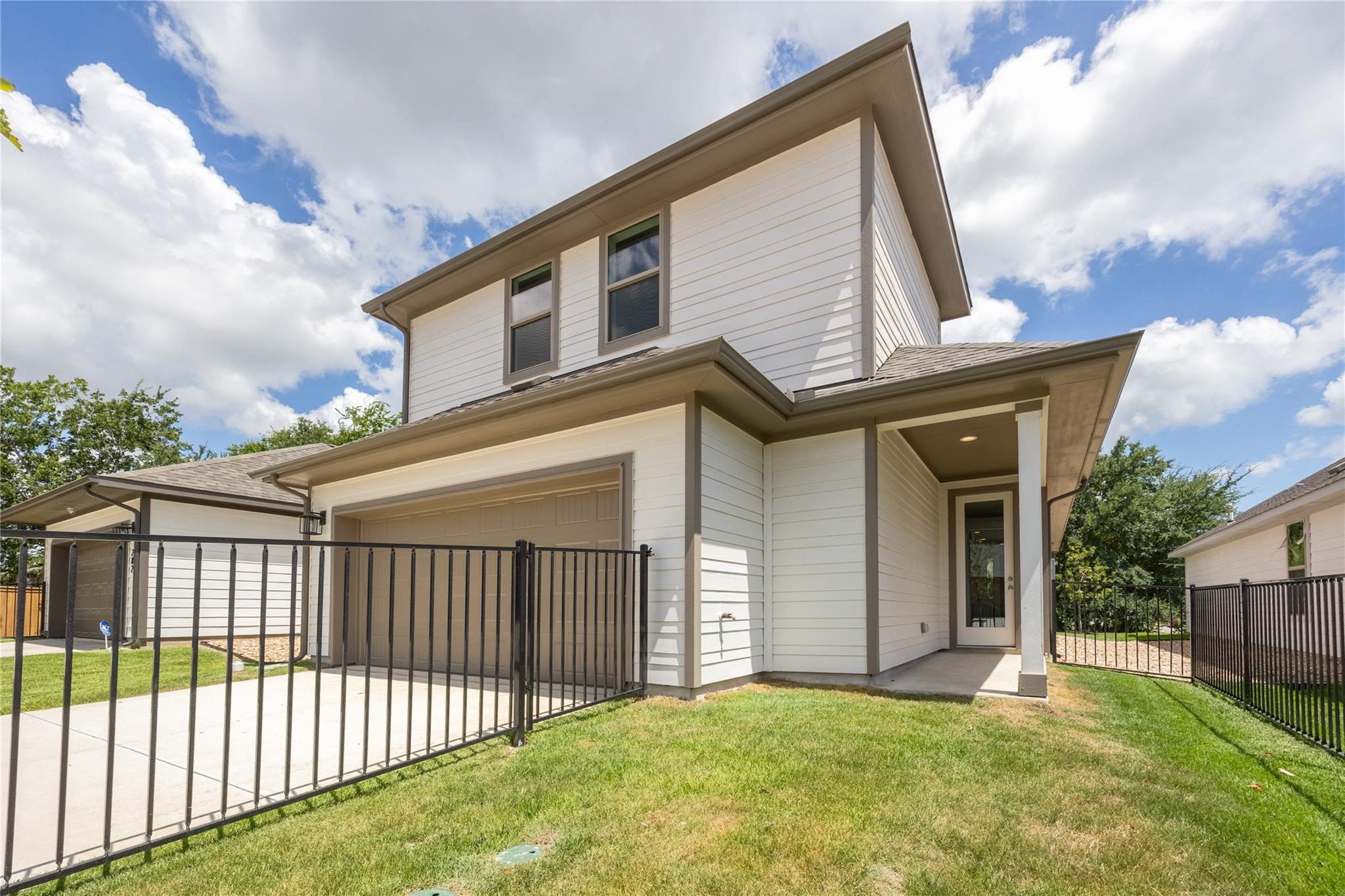 286 Orleanian Dr, Buda, TX 78610
