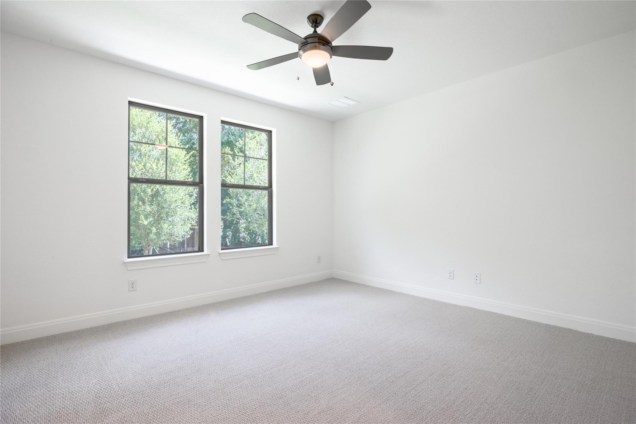 286 Orleanian Dr, Buda, TX 78610