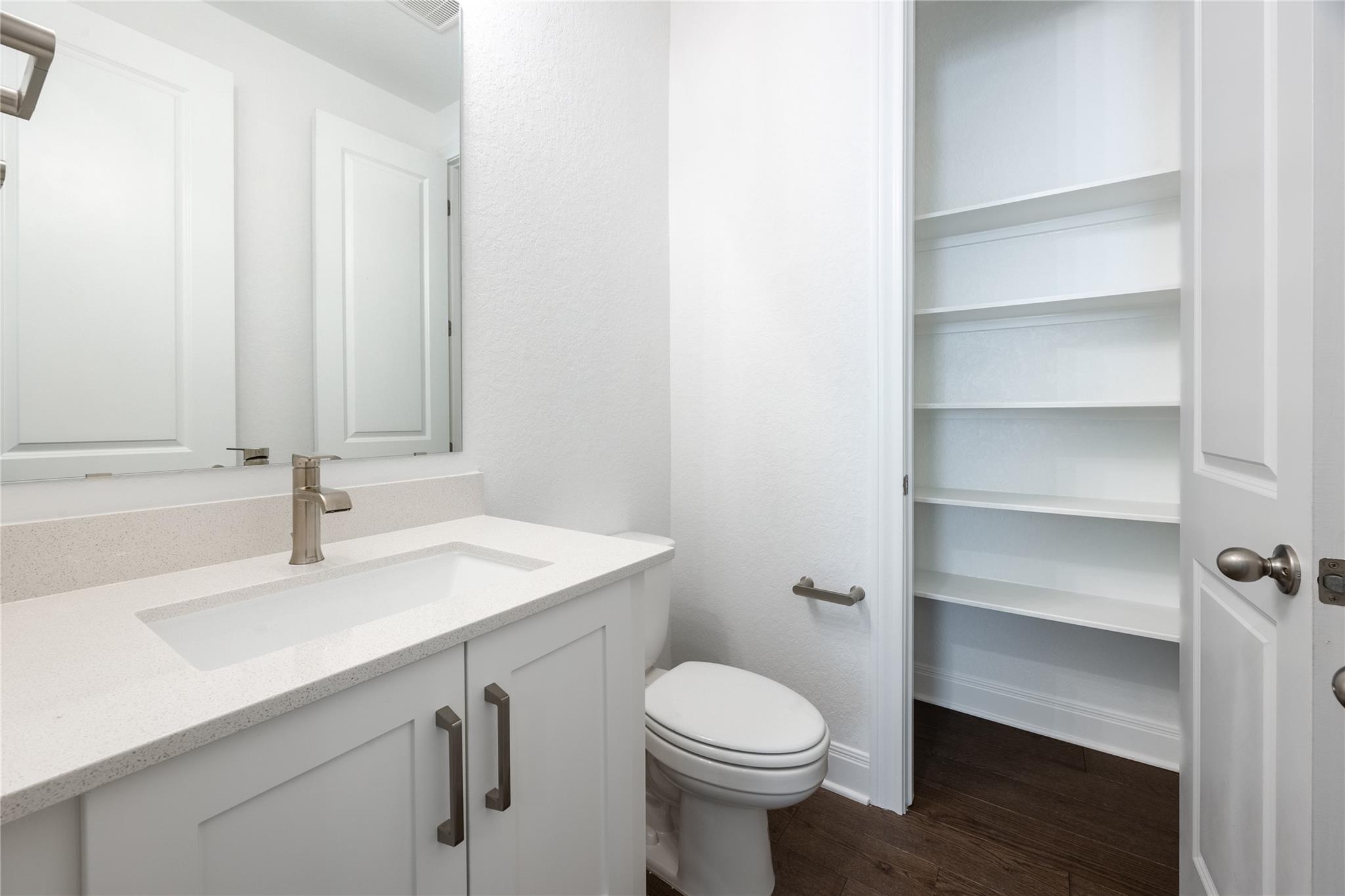 286 Orleanian Dr, Buda, TX 78610