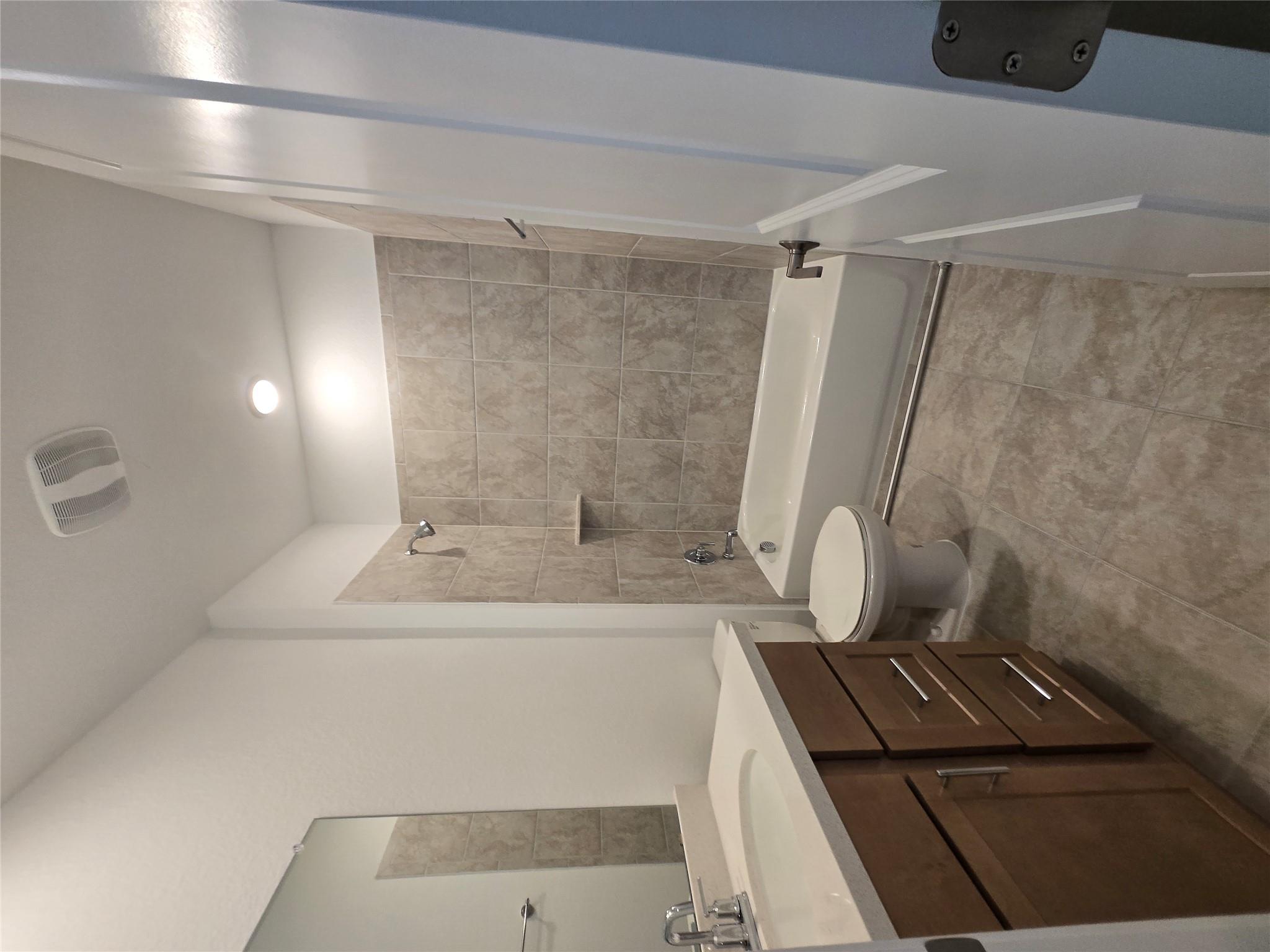 614 Emory Crossing Blvd, Hutto, TX 78634
