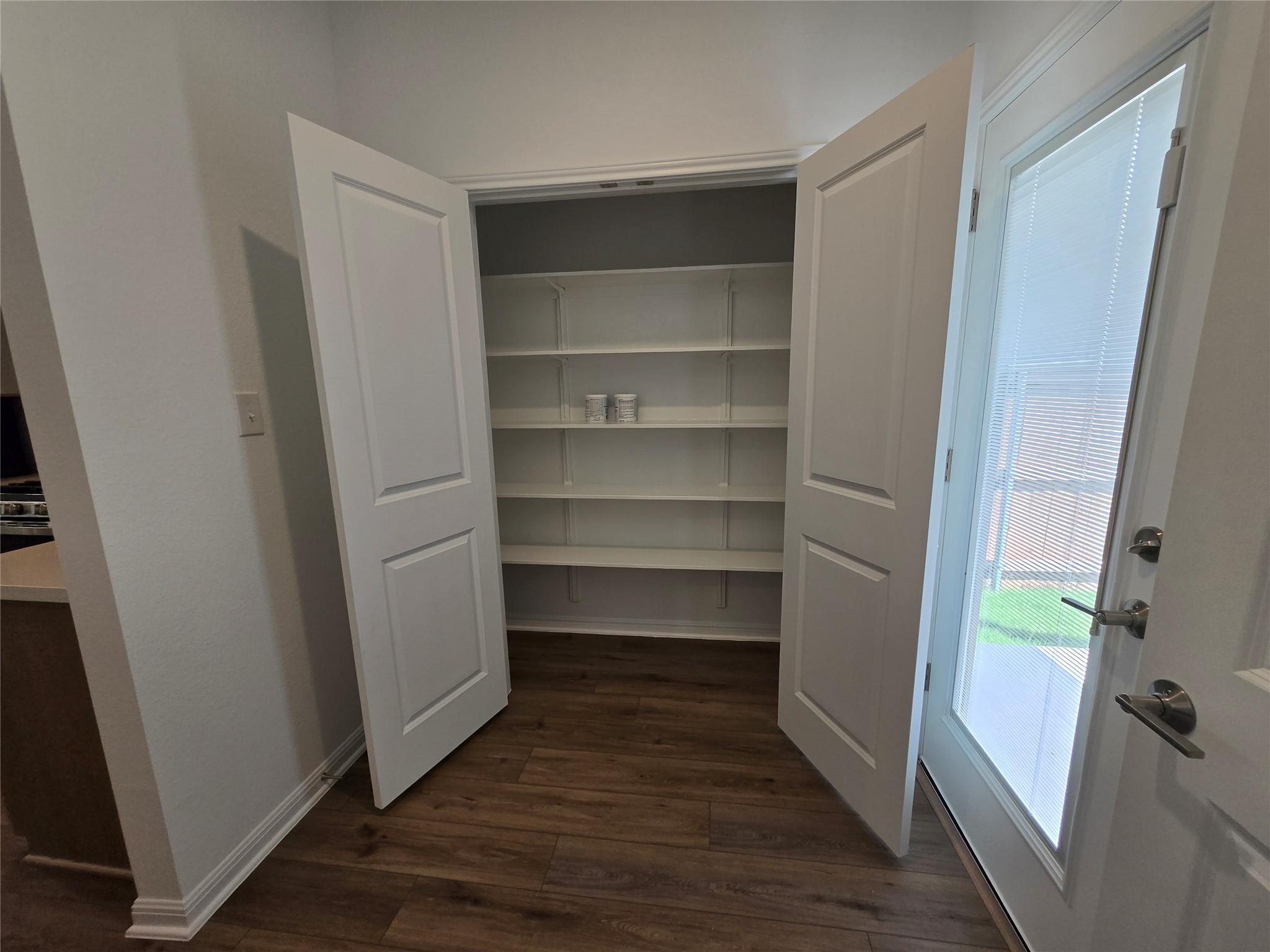 614 Emory Crossing Blvd, Hutto, TX 78634