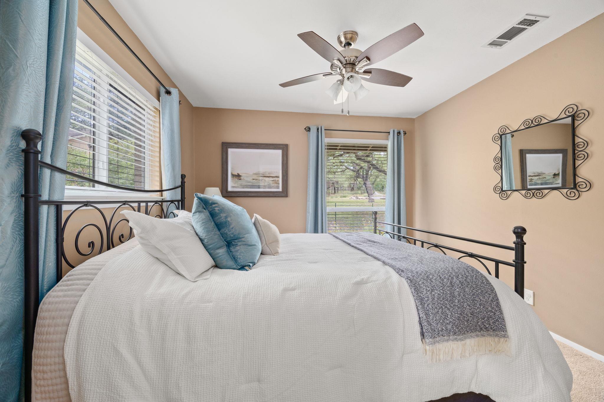 8604 Granada Hills Dr, Austin, TX 78737