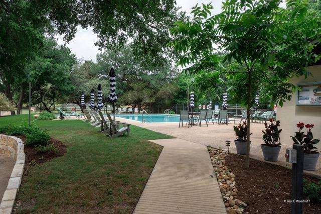 8604 Granada Hills Dr, Austin, TX 78737