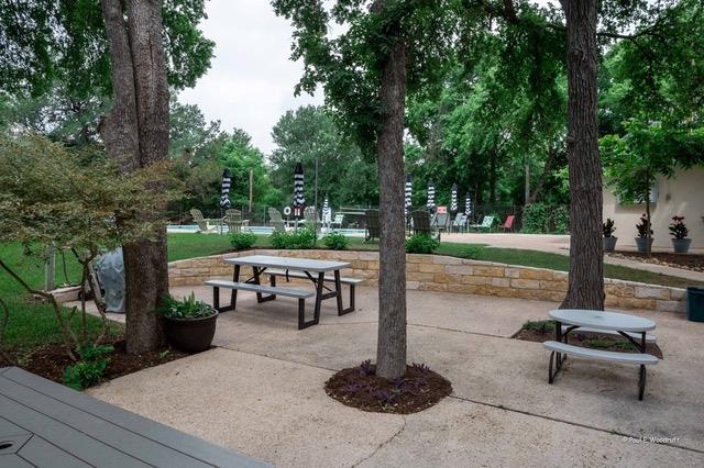 8604 Granada Hills Dr, Austin, TX 78737