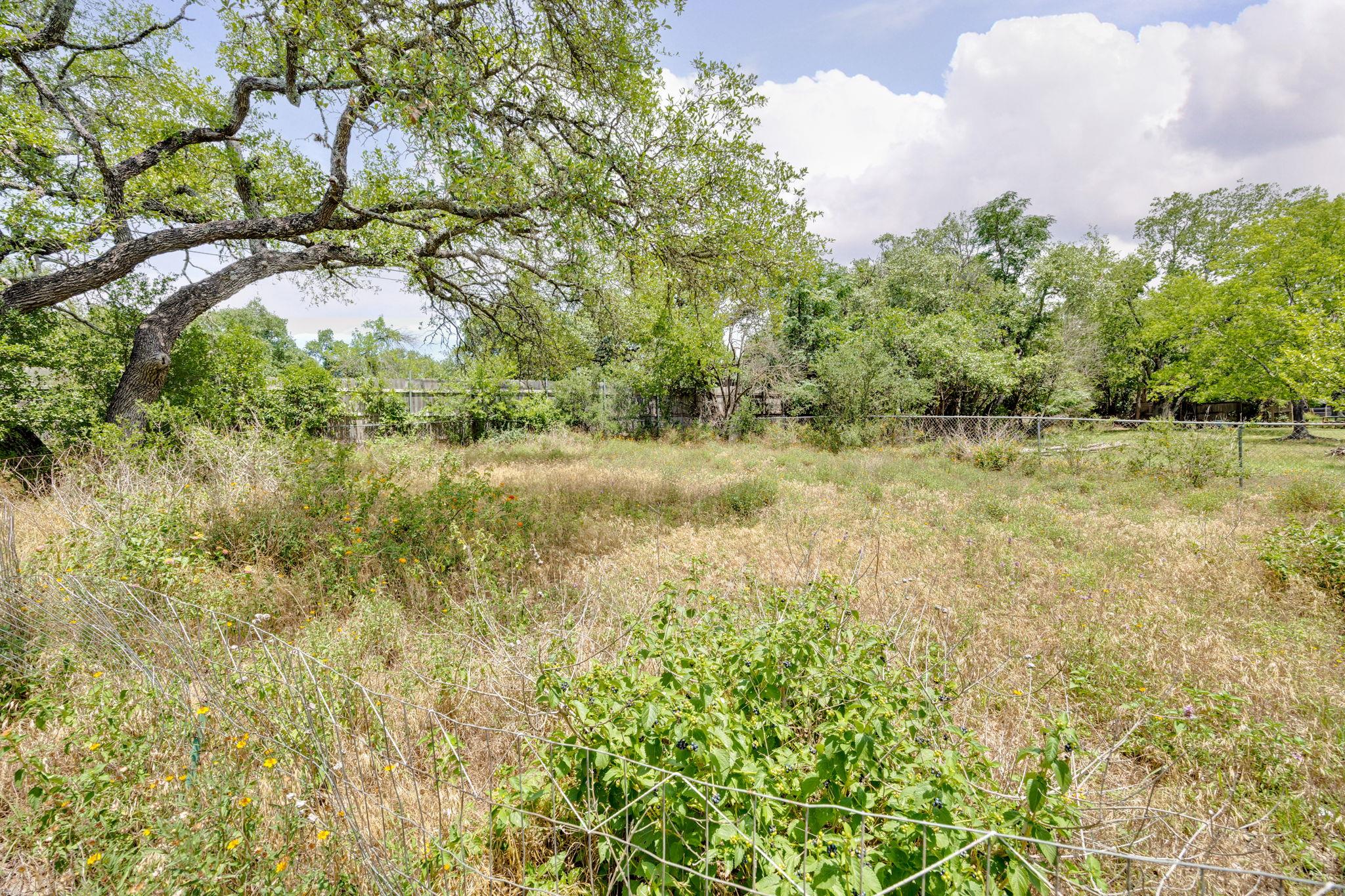 8604 Granada Hills Dr, Austin, TX 78737