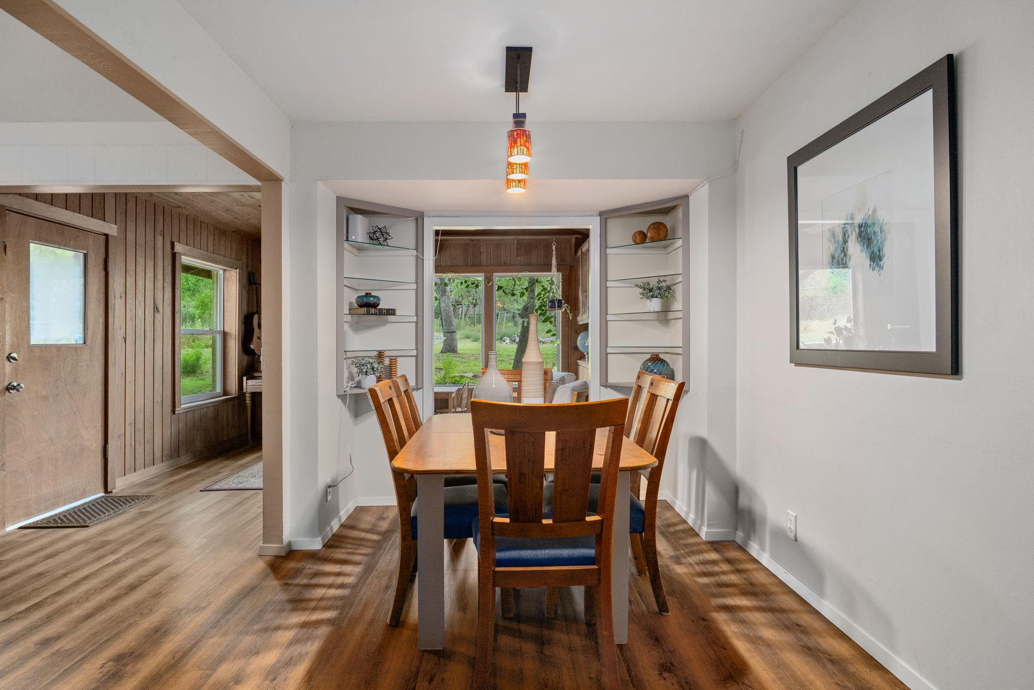 8604 Granada Hills Dr, Austin, TX 78737