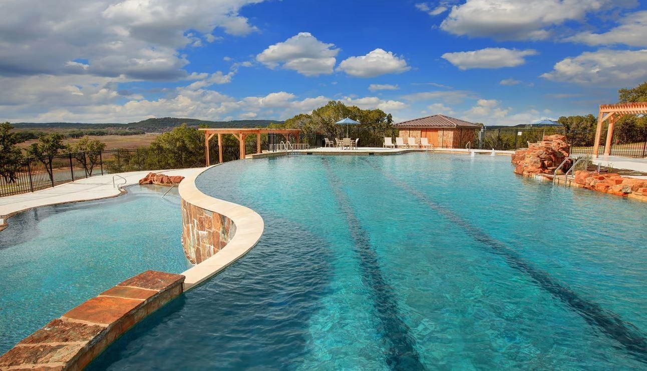 7808 Tessera Pkwy, Lago Vista, TX 78645