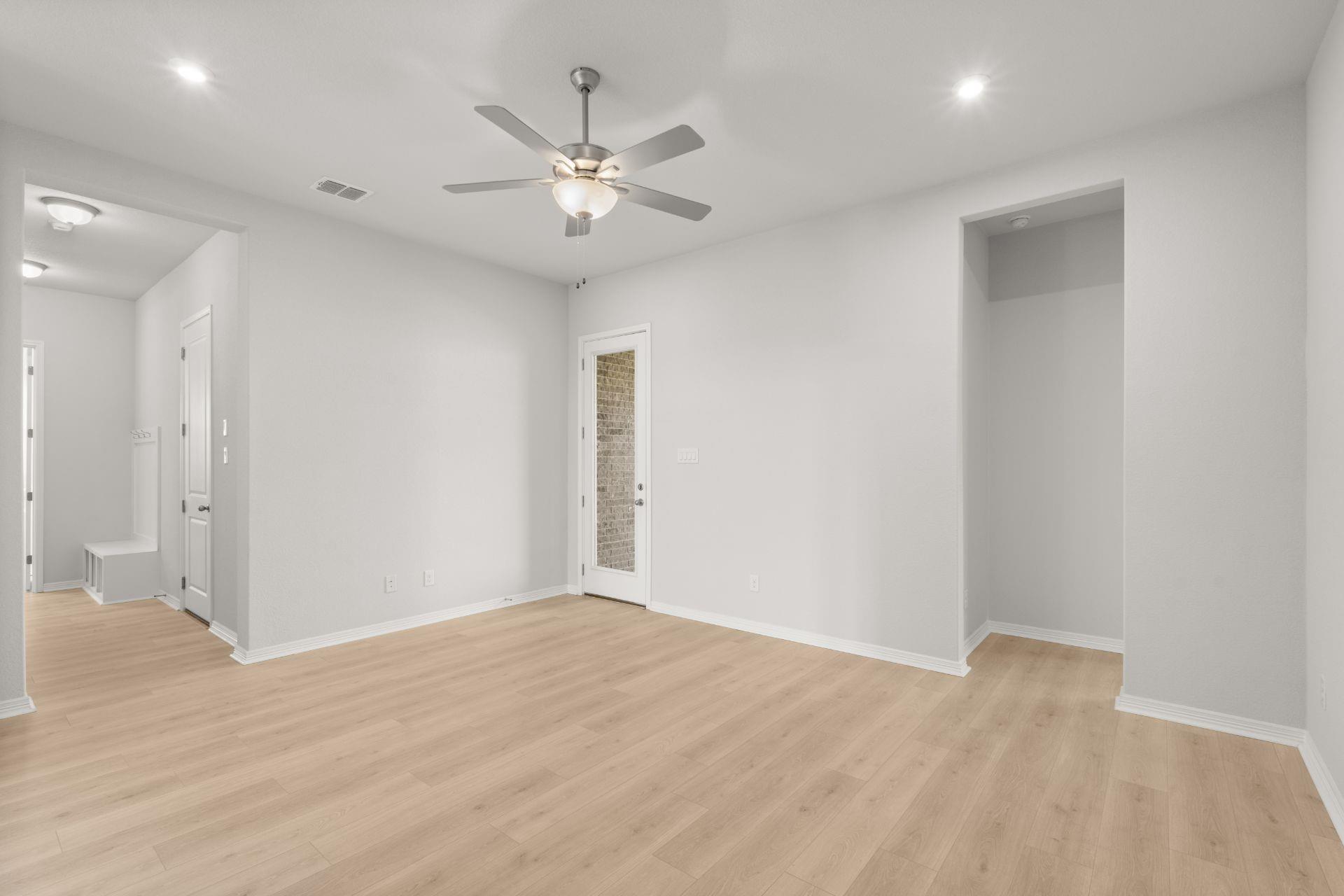 7808 Tessera Pkwy, Lago Vista, TX 78645