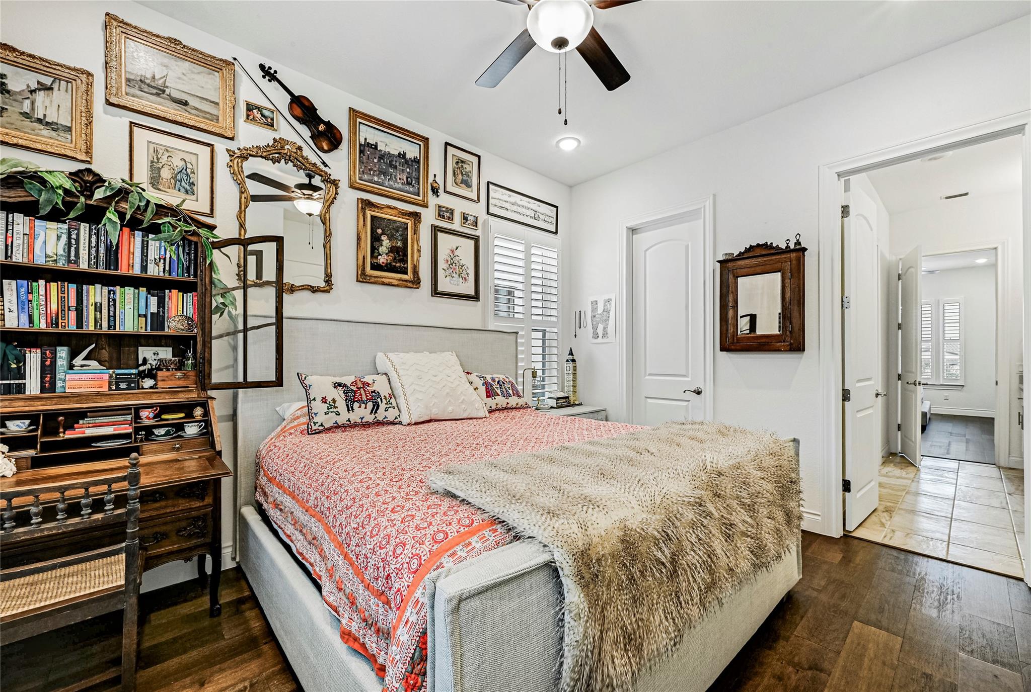 120 Delfino Pl, Horseshoe Bay, TX 78657